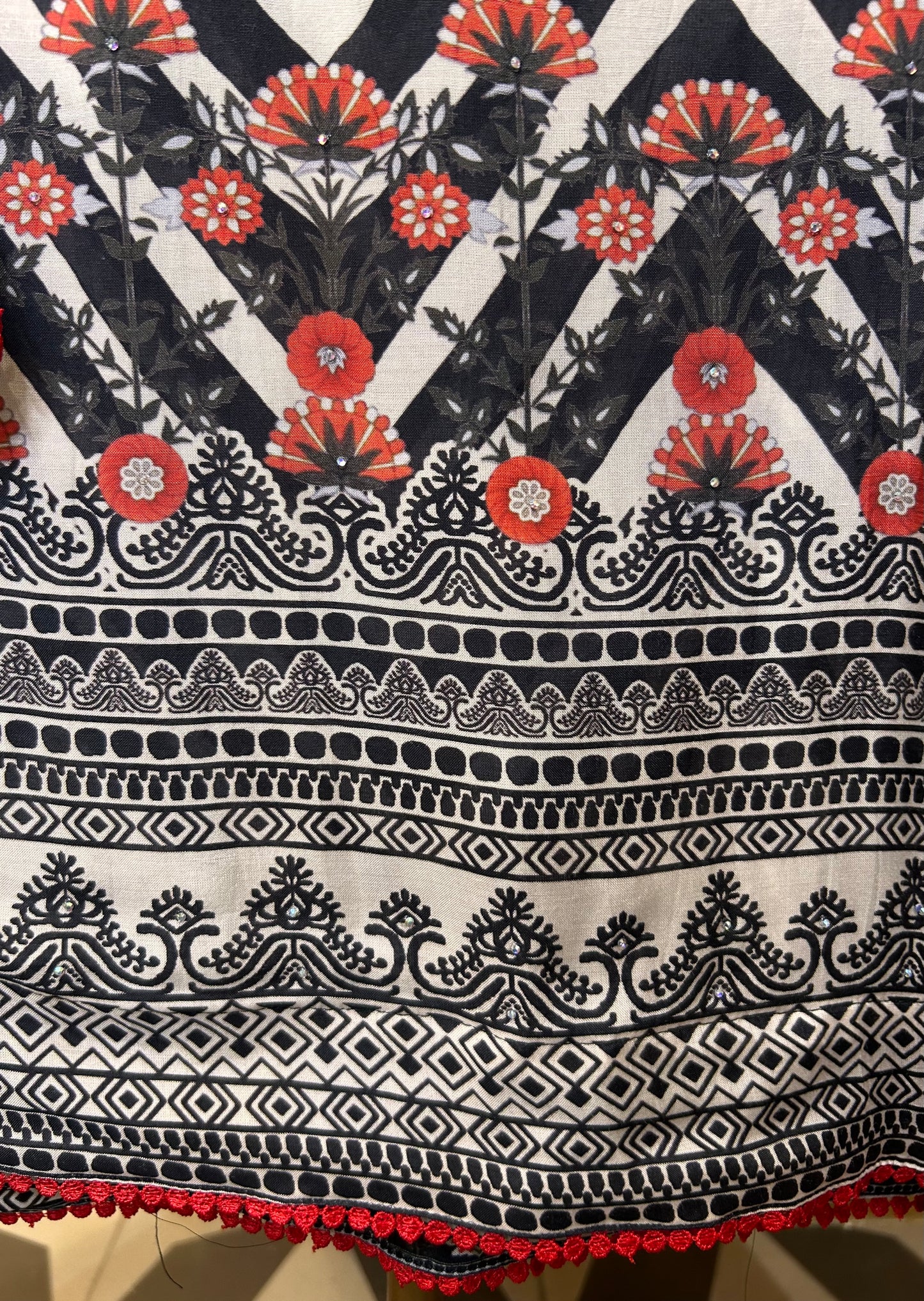 Abeer Muslin Suit
