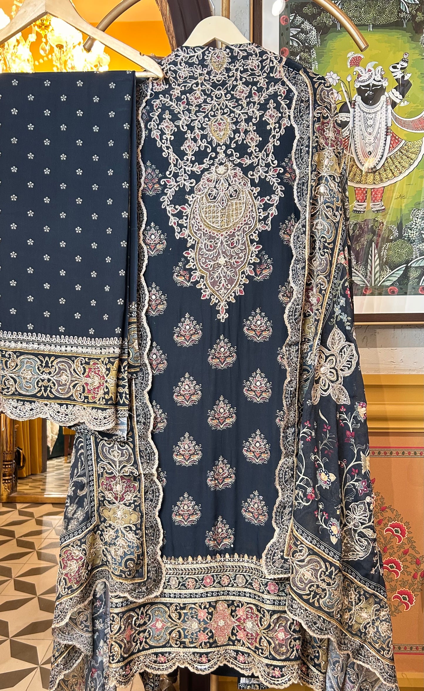 Ishraaq Crepe Suit (Black)
