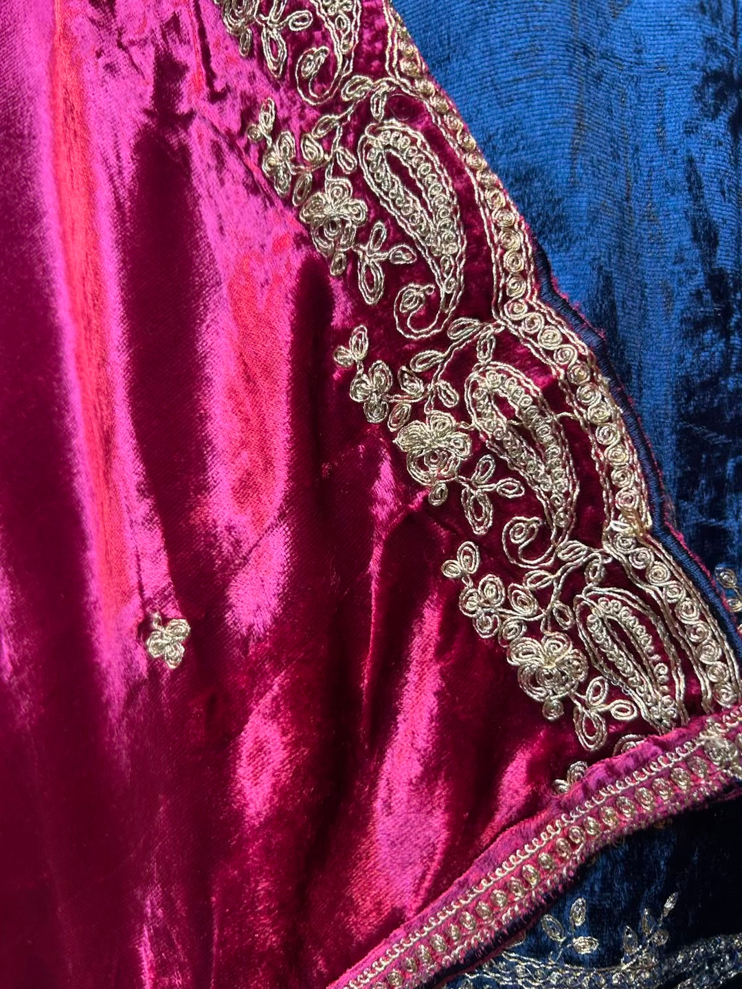 Noormira Velvet Suit (Maroon)