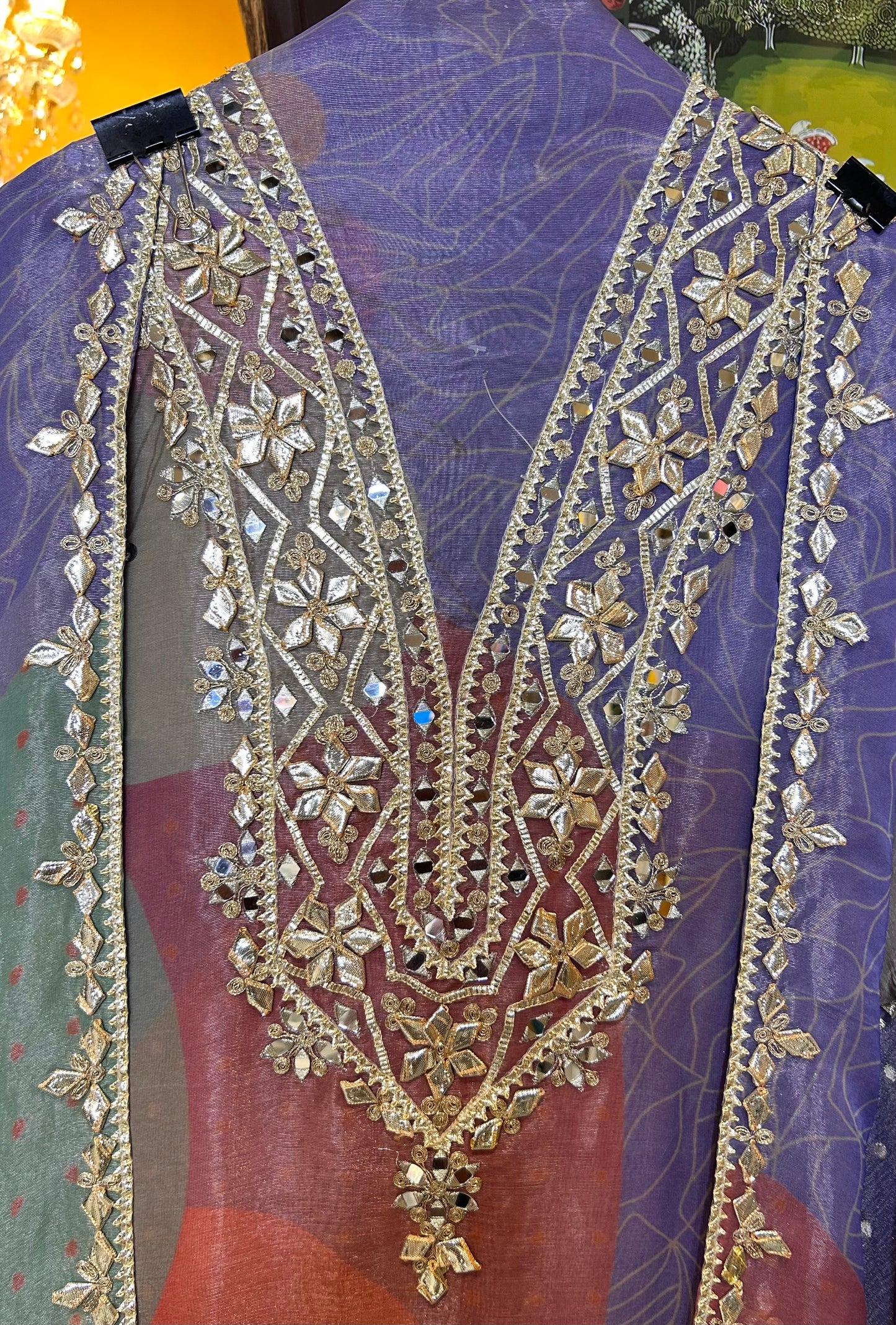 Gulzaar-e-Noor (Purple)