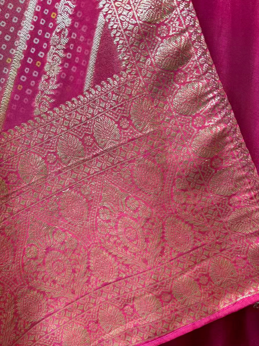 Ziyaara Silk Suit (Magenta)
