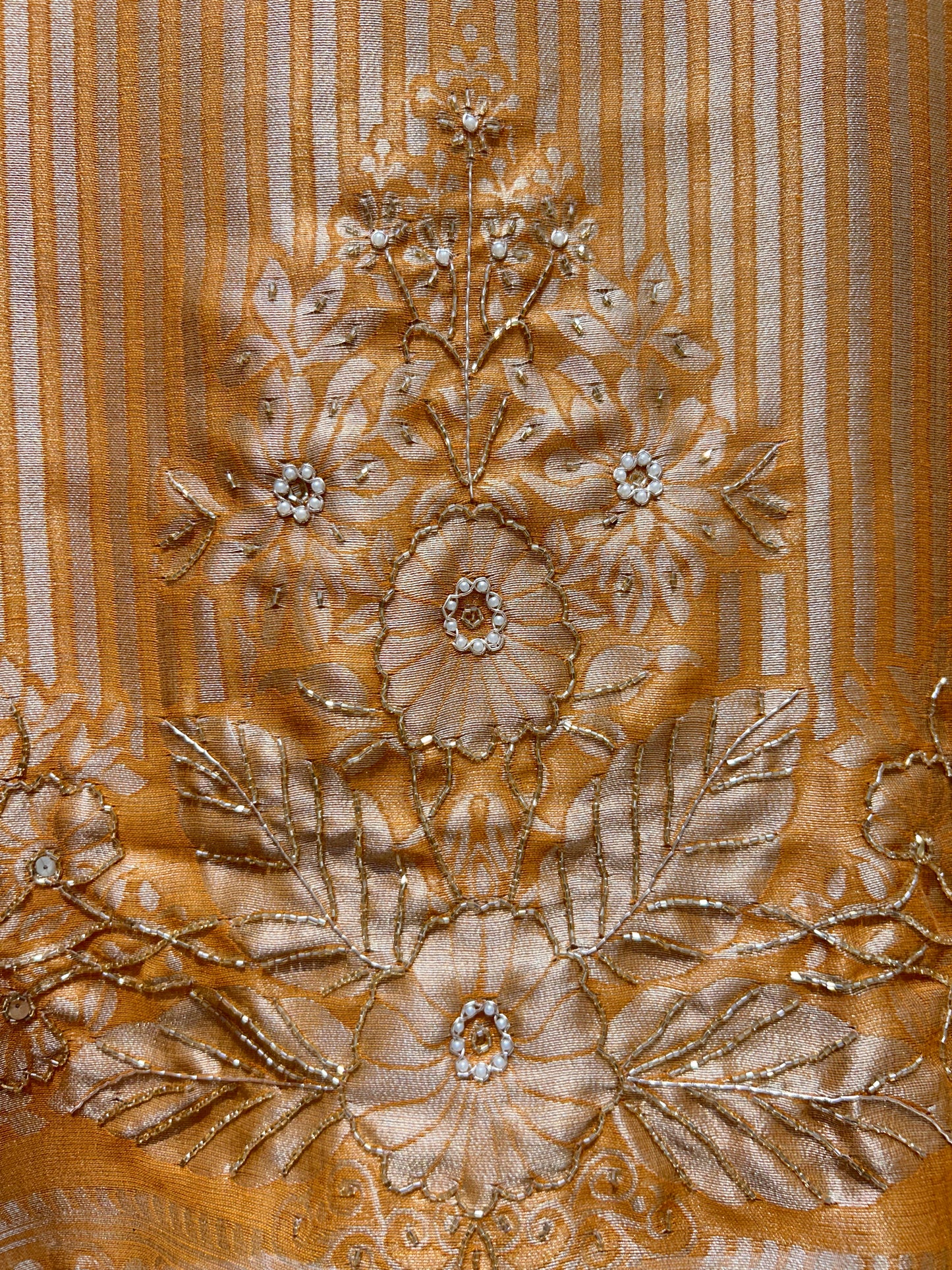 Aarna Banarasi Suit