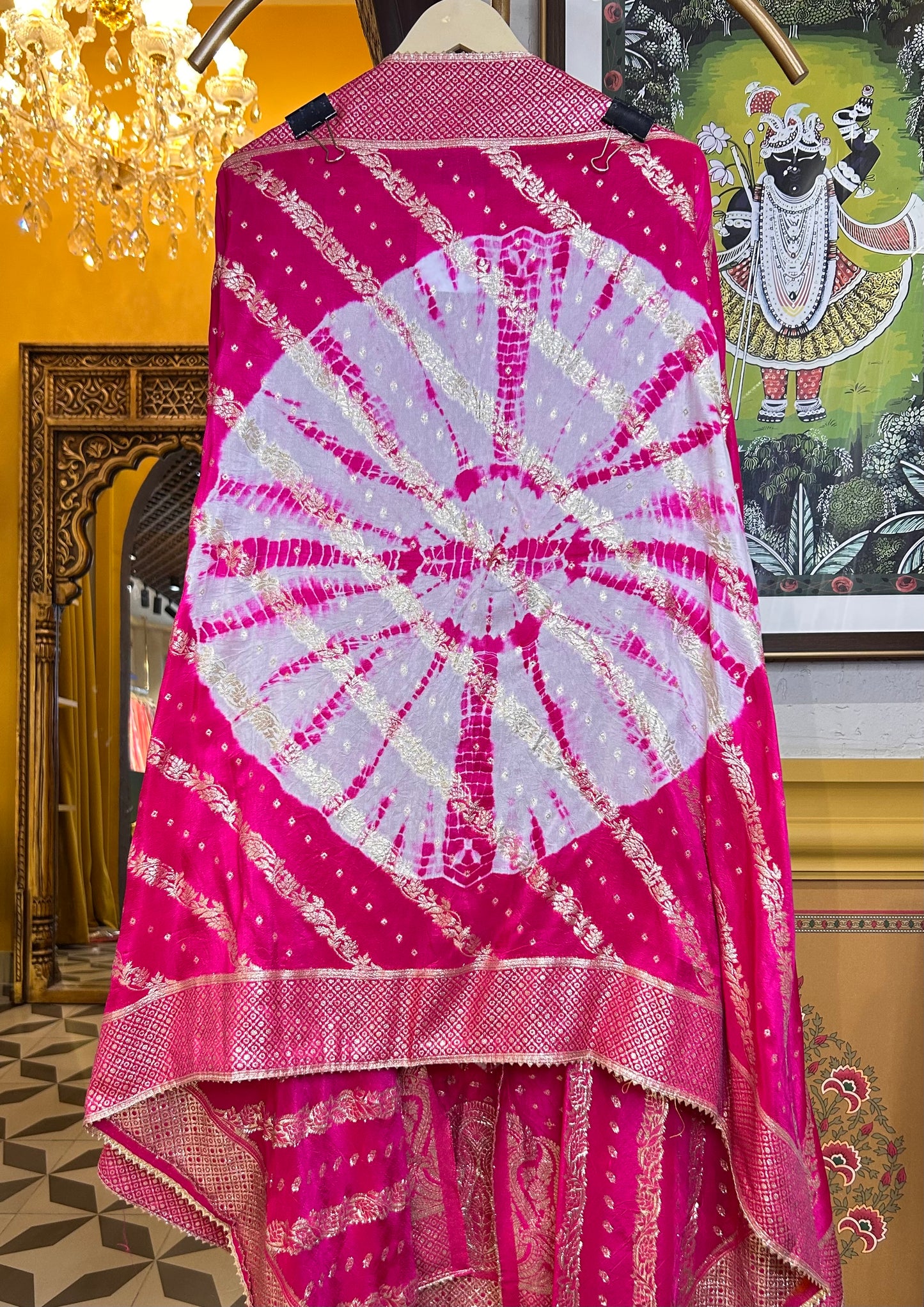 Raavya Banarasi Suit (Pink)