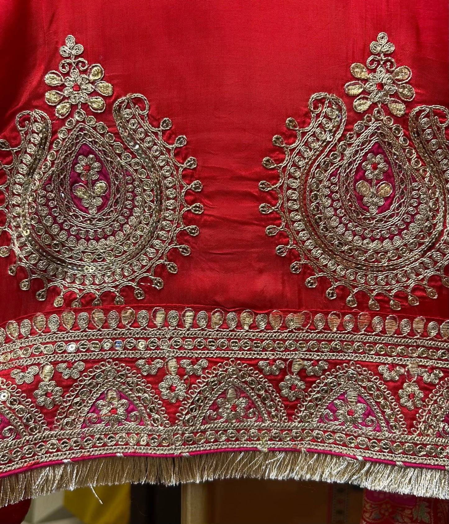 Naaz-e-Shaahi (Red)