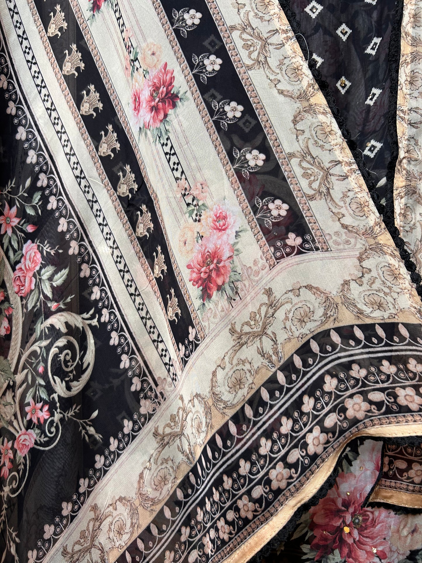 Nooré Gul Organza Suit