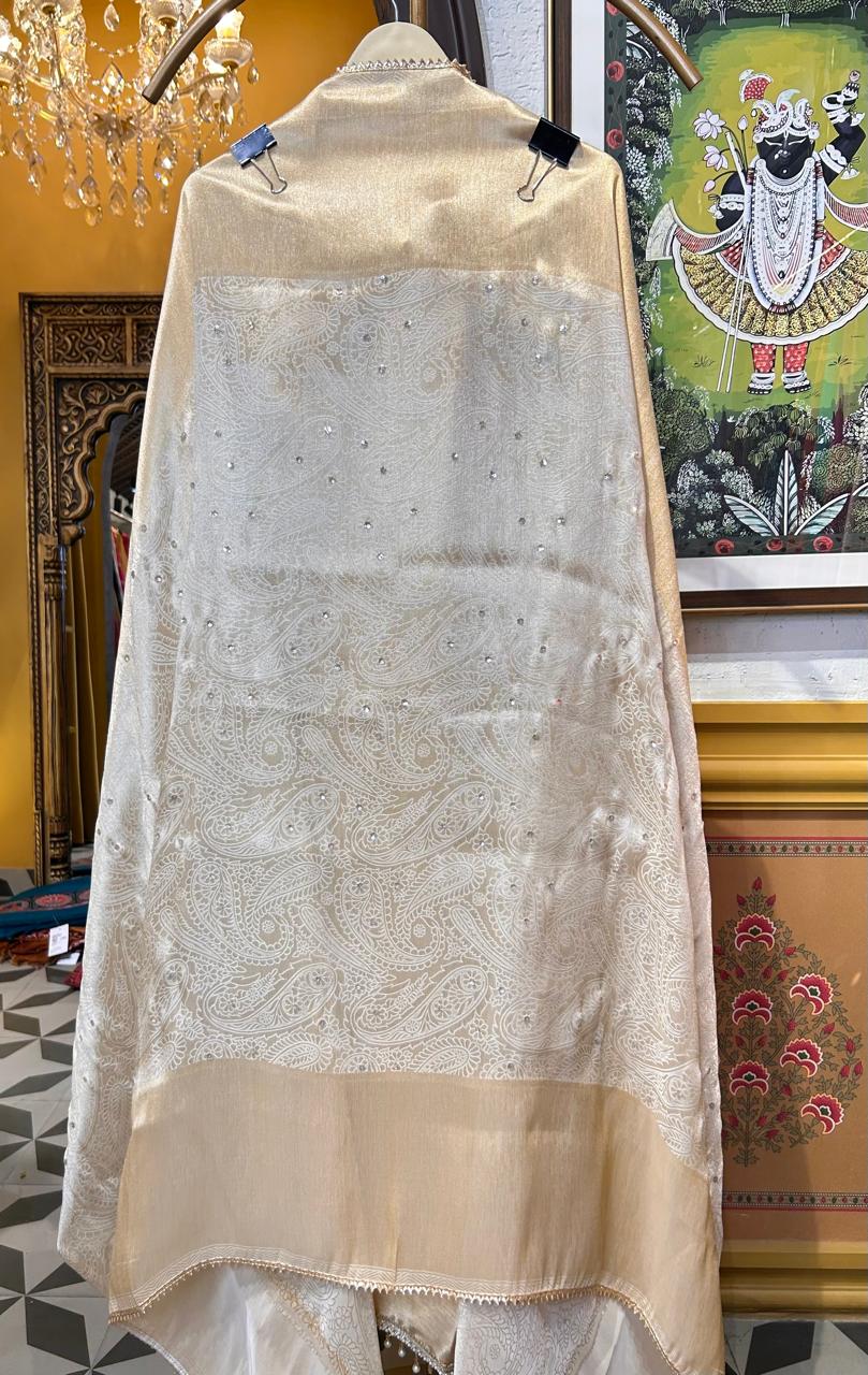 Raah-e-Nazakat