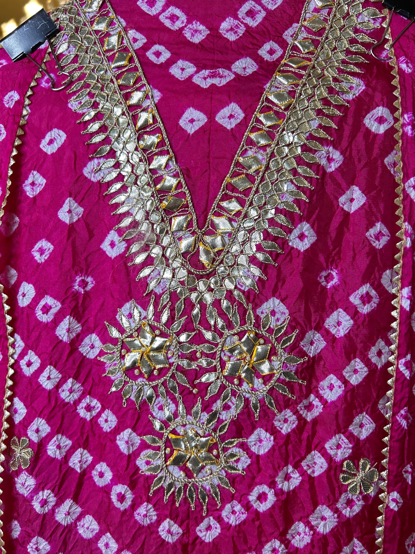 Rang-e-Bandhej (Pink)