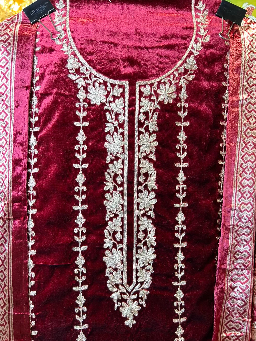 Zarfeen Velvet Suit (Red)