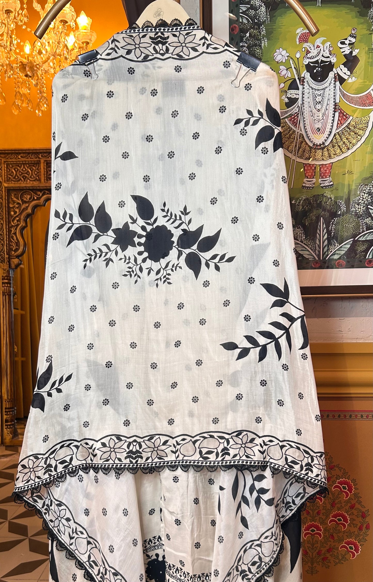 Nairiti Muslin Suit (Ivory)