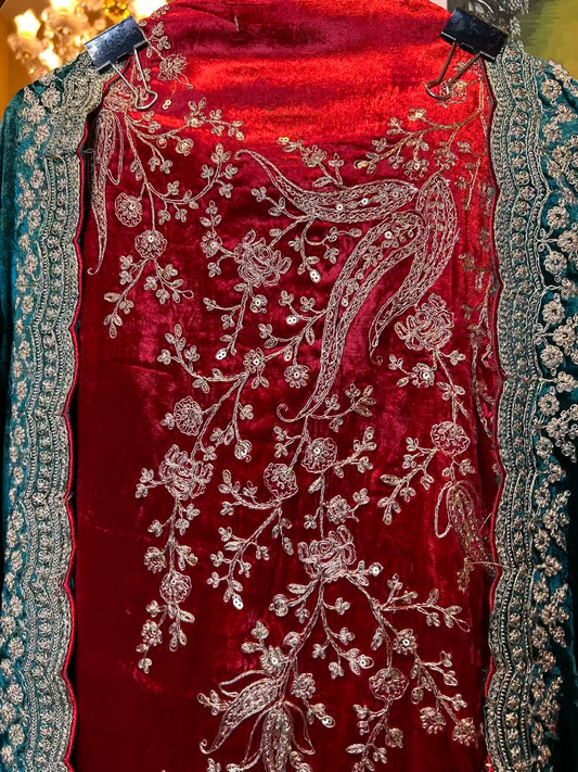 Noormira Velvet Suit (Red)