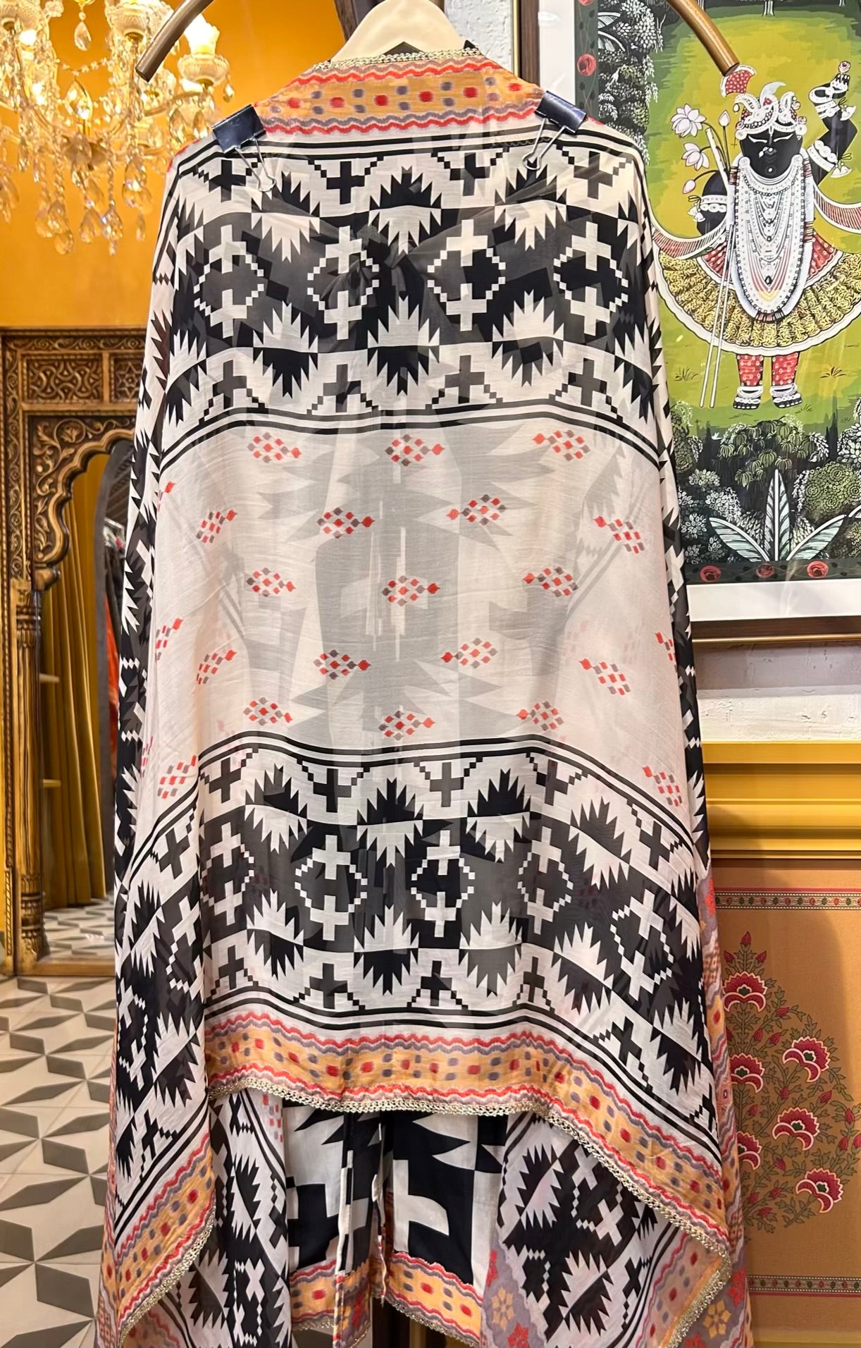 Zarmina Silk Suit (Ivory & Black)