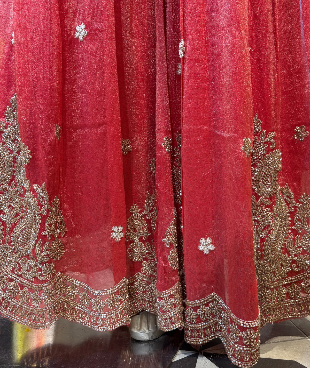 Ziyaara Gharara Set
