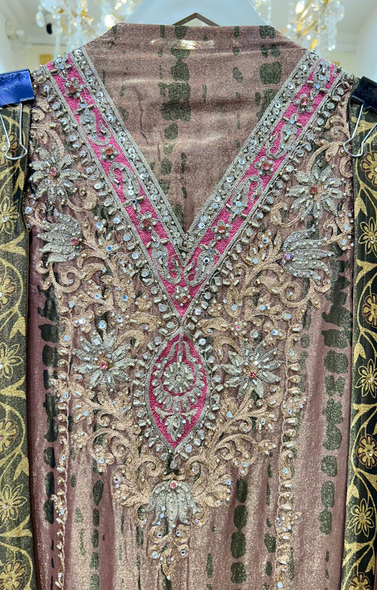 Eshvara Organza Suit