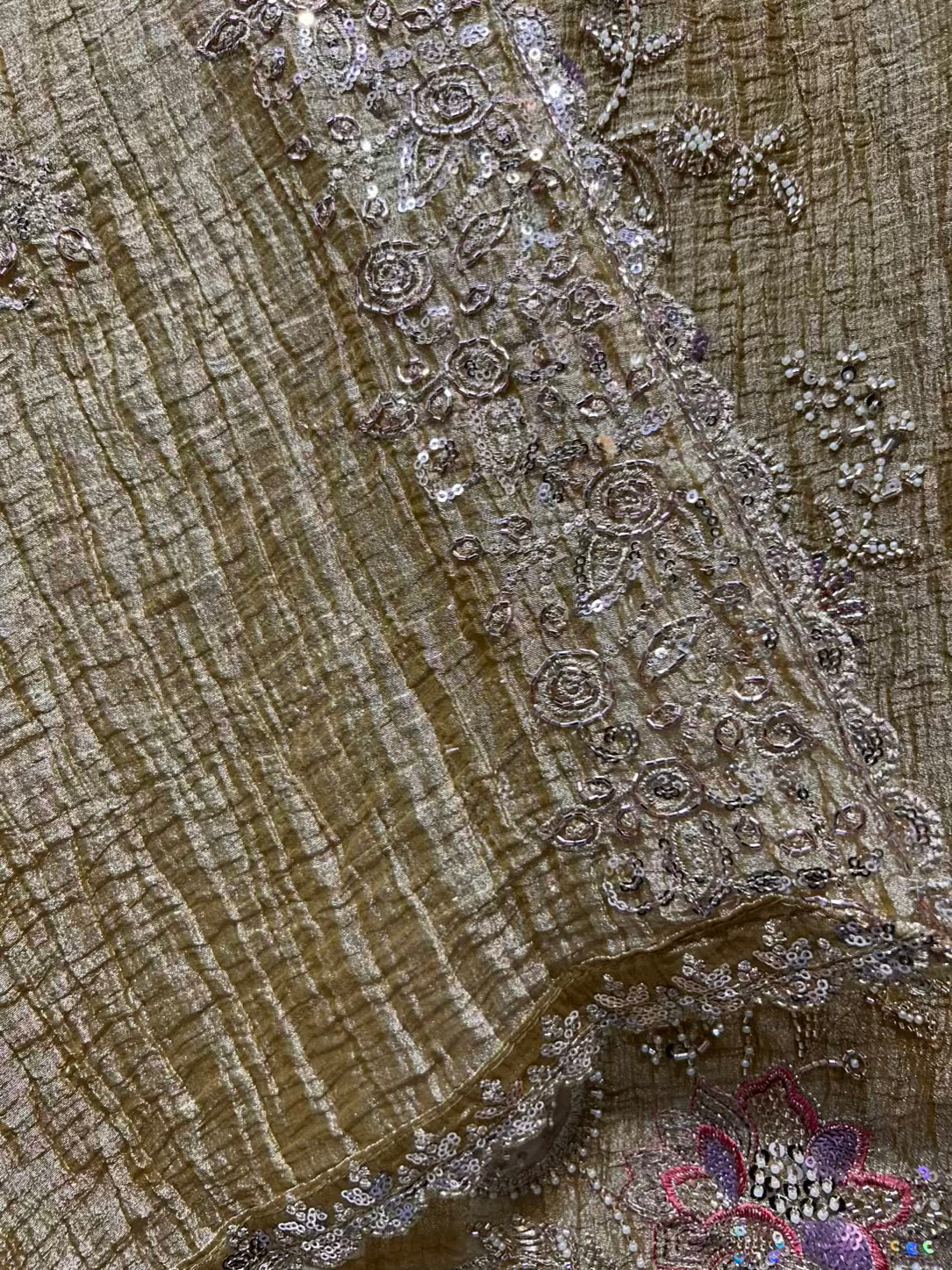 Iraaya Kinari Softloom Suit (Golden)