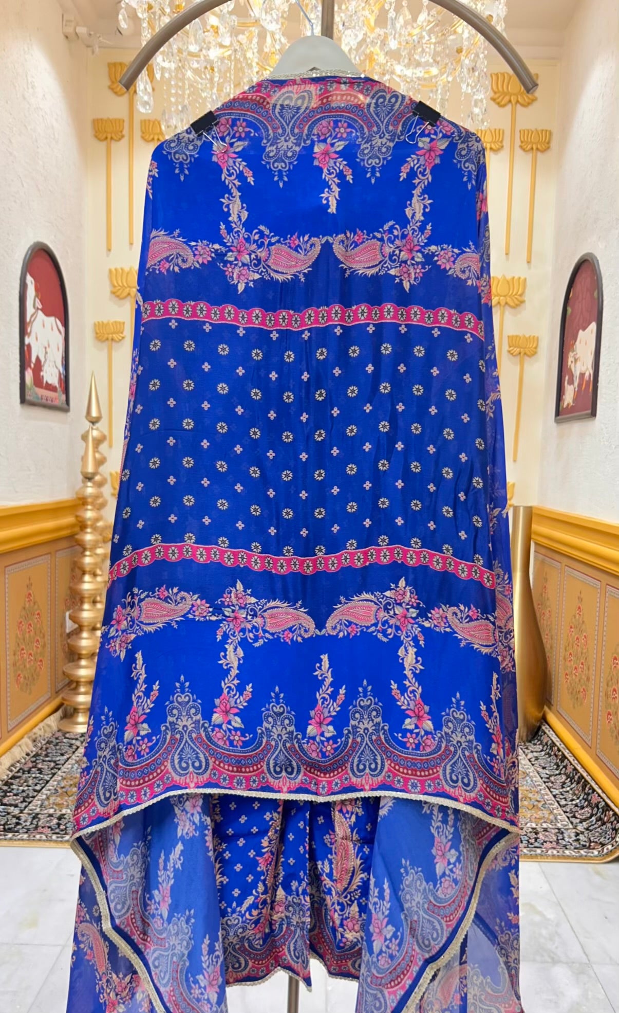 Avnira Crepe Suit (Blue)