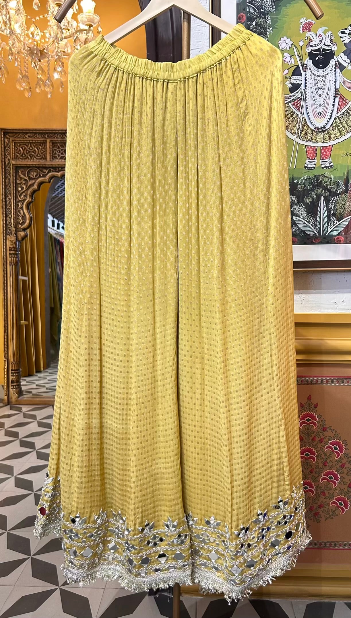Ruh-e-Chamkan (Yellow)