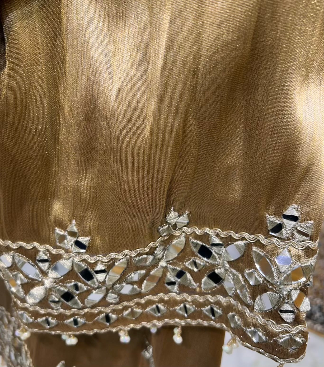 Noorza Aaina Farshi Set (Brown)