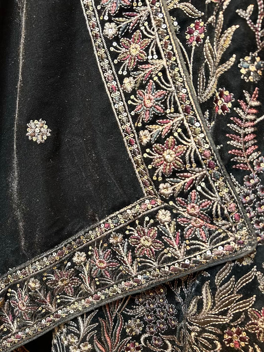 Zarramora Velvet Suit (Black)