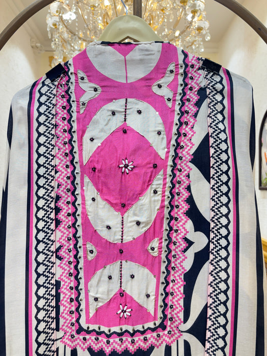 Meherzaad Moti Suit