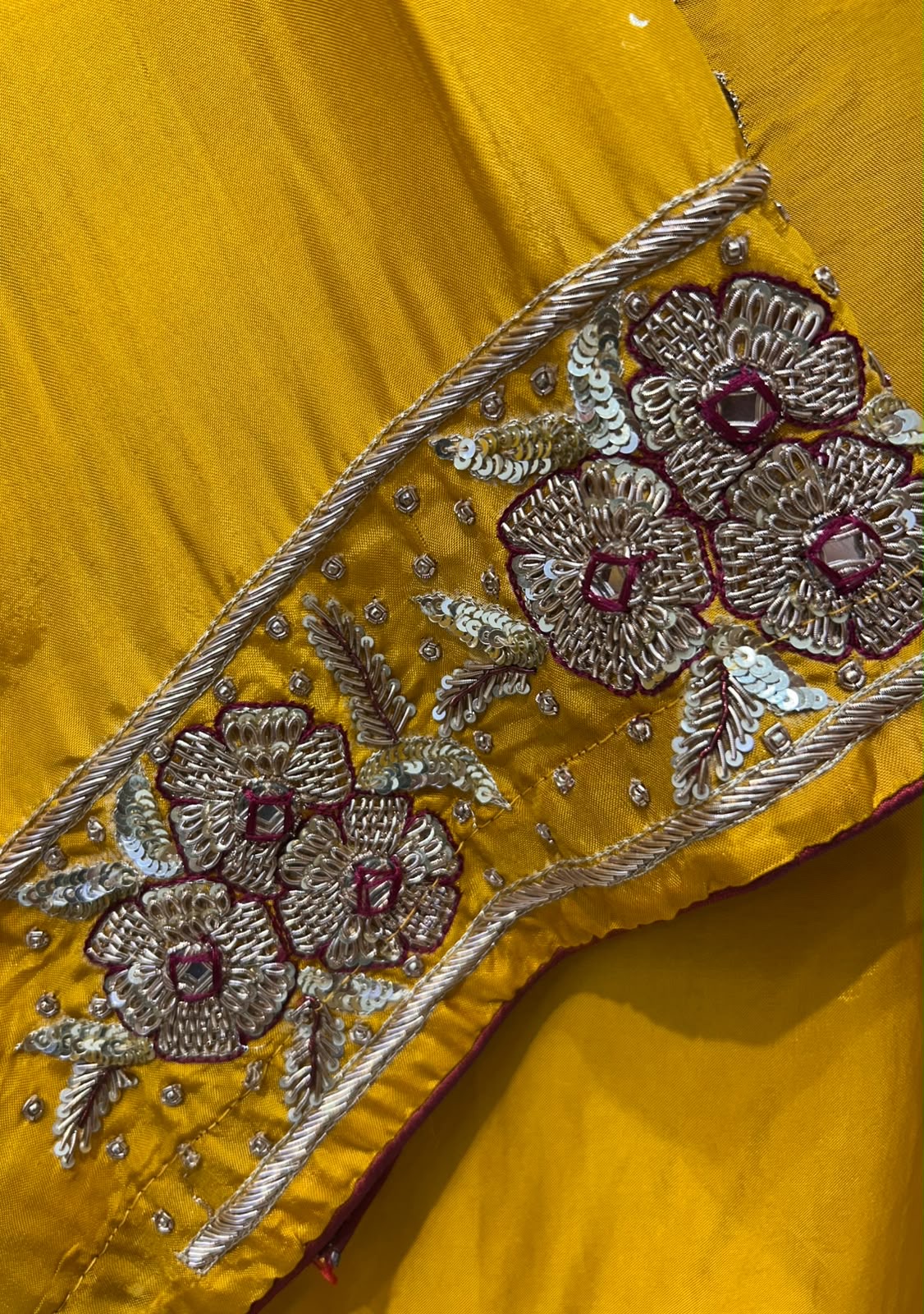 Sunehri Veda Suit