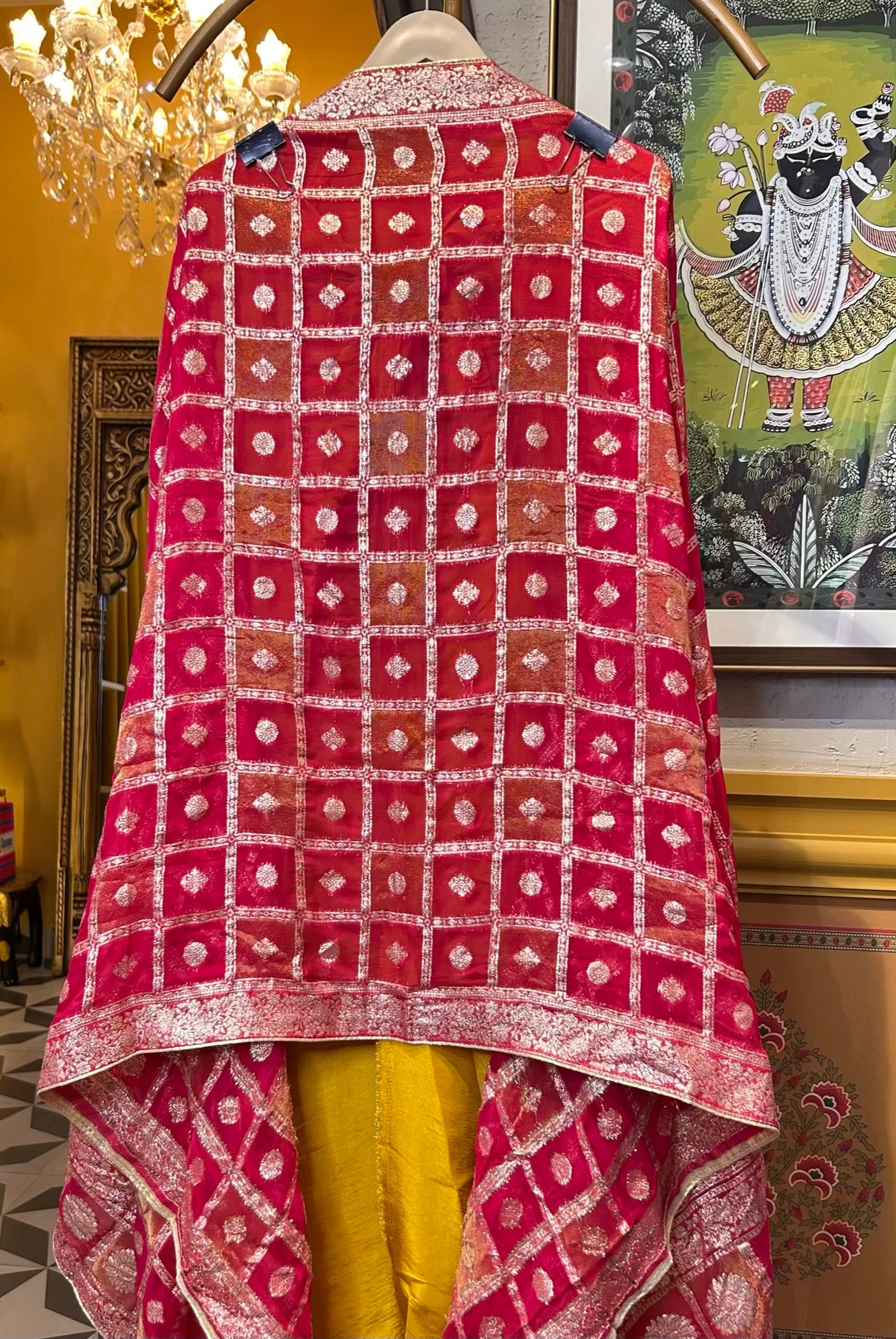 Roohani Jhalar Suit (Yellow)