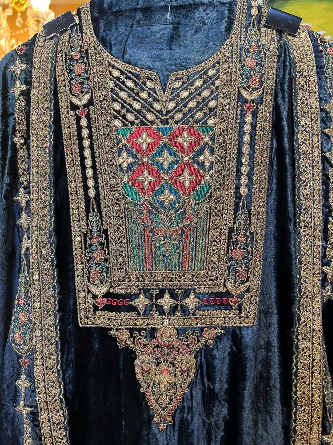 Naaz-é-Velvet Suit (Blue)