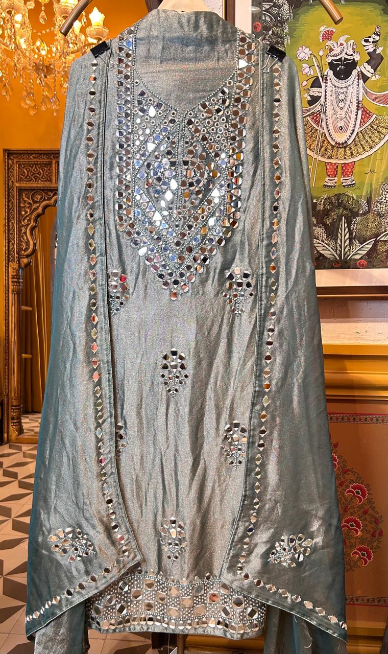Nooré-Ayaan Suit (Blue)