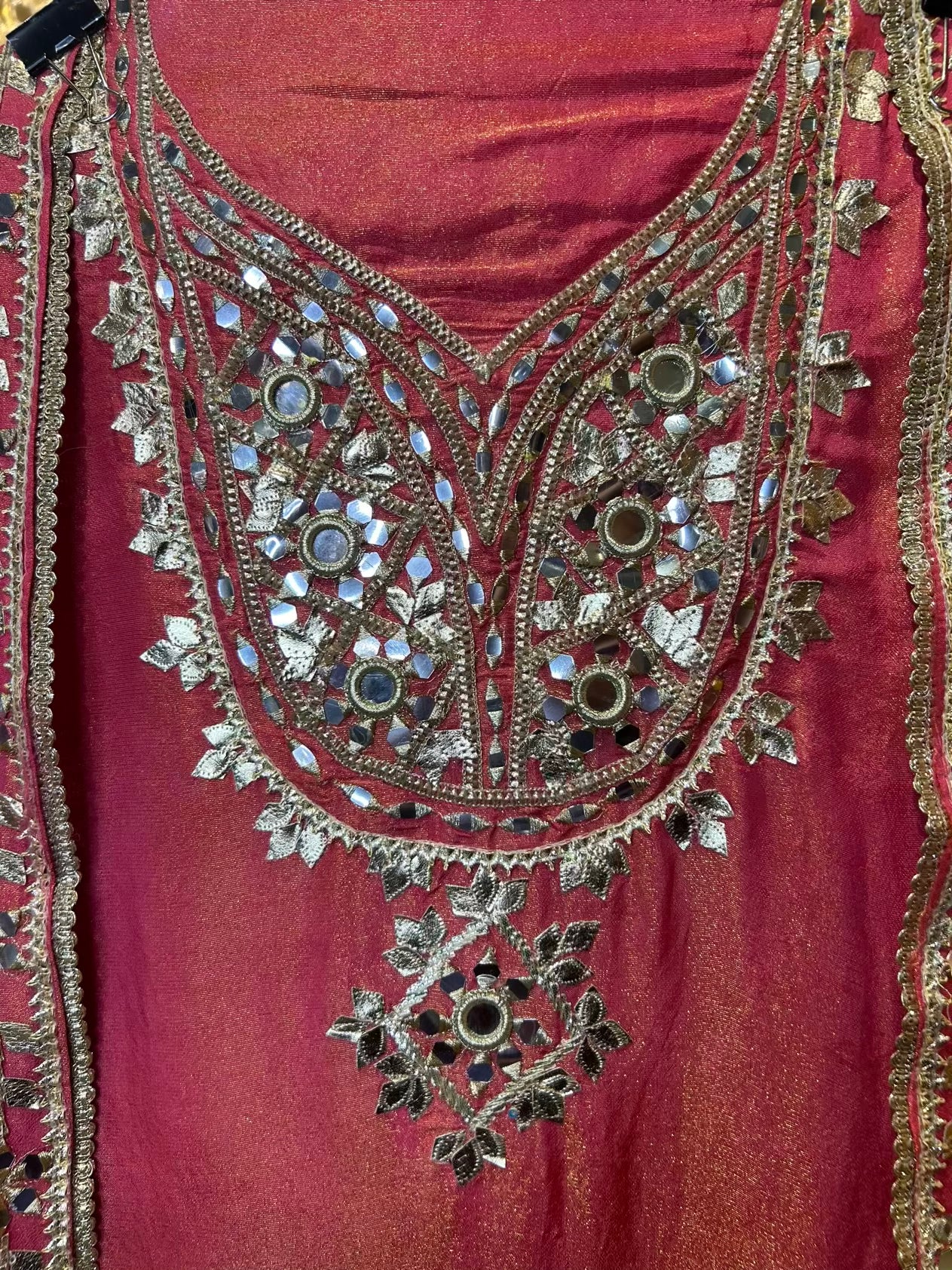 Shauq-e-Naqsh (Pink)