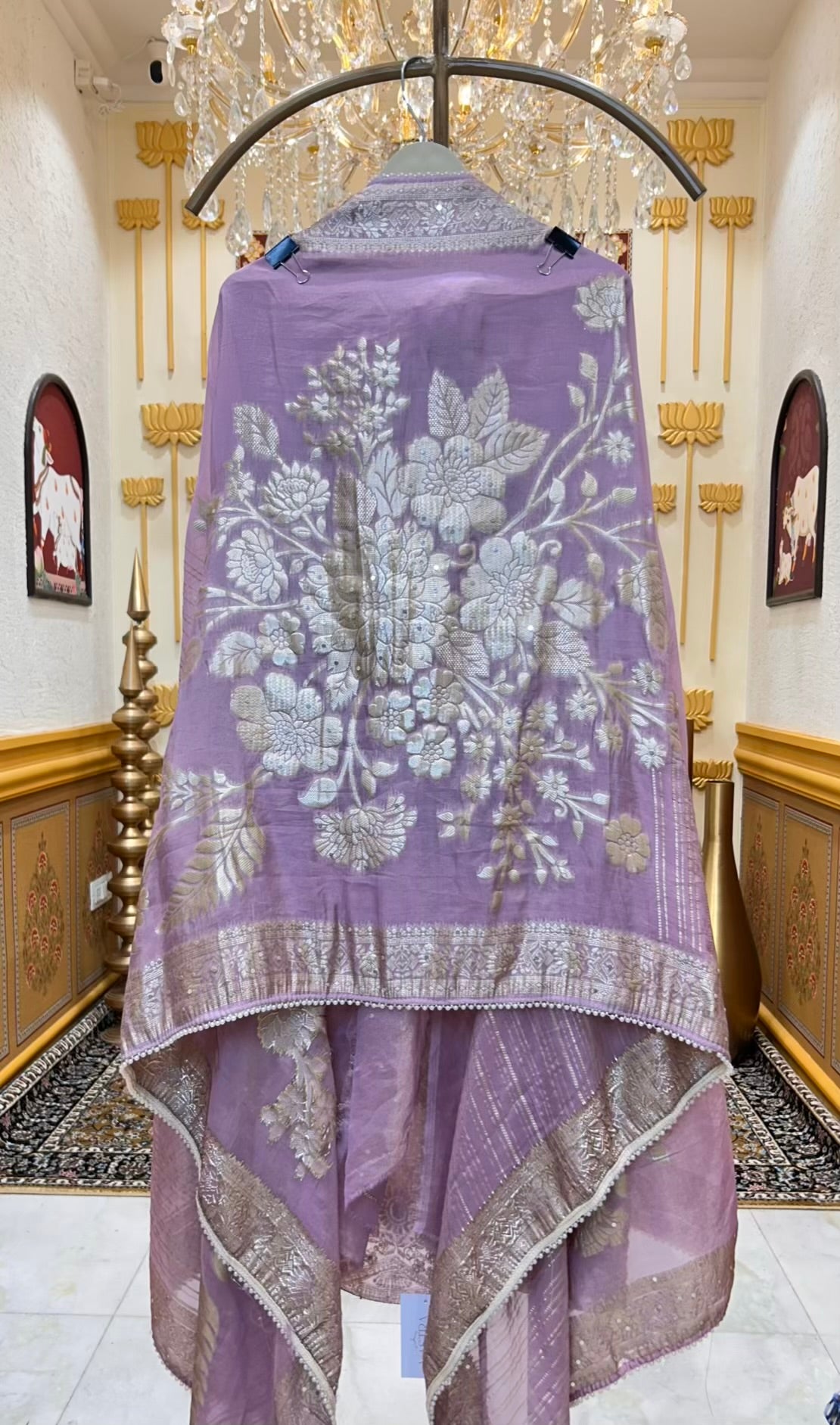Mahira Banarasi Élan Suit (Lavender)