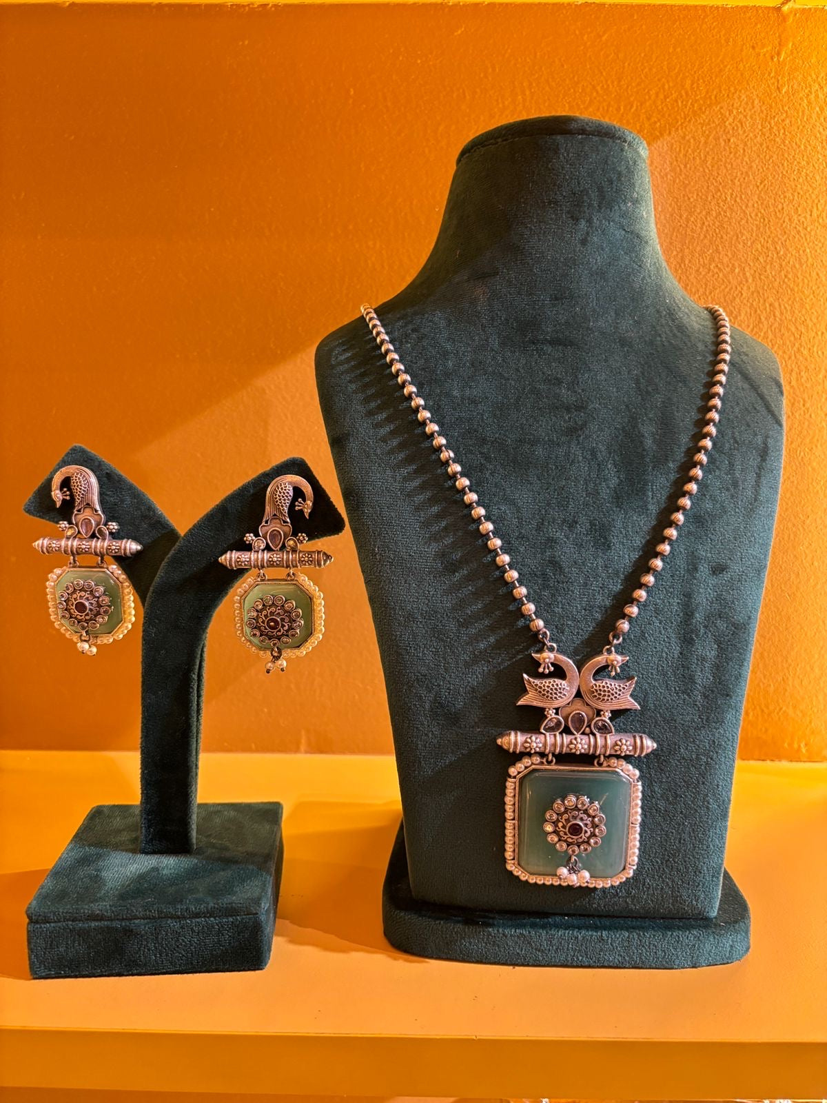 Neelvani Morni Silver Haar Set (Pista Green)