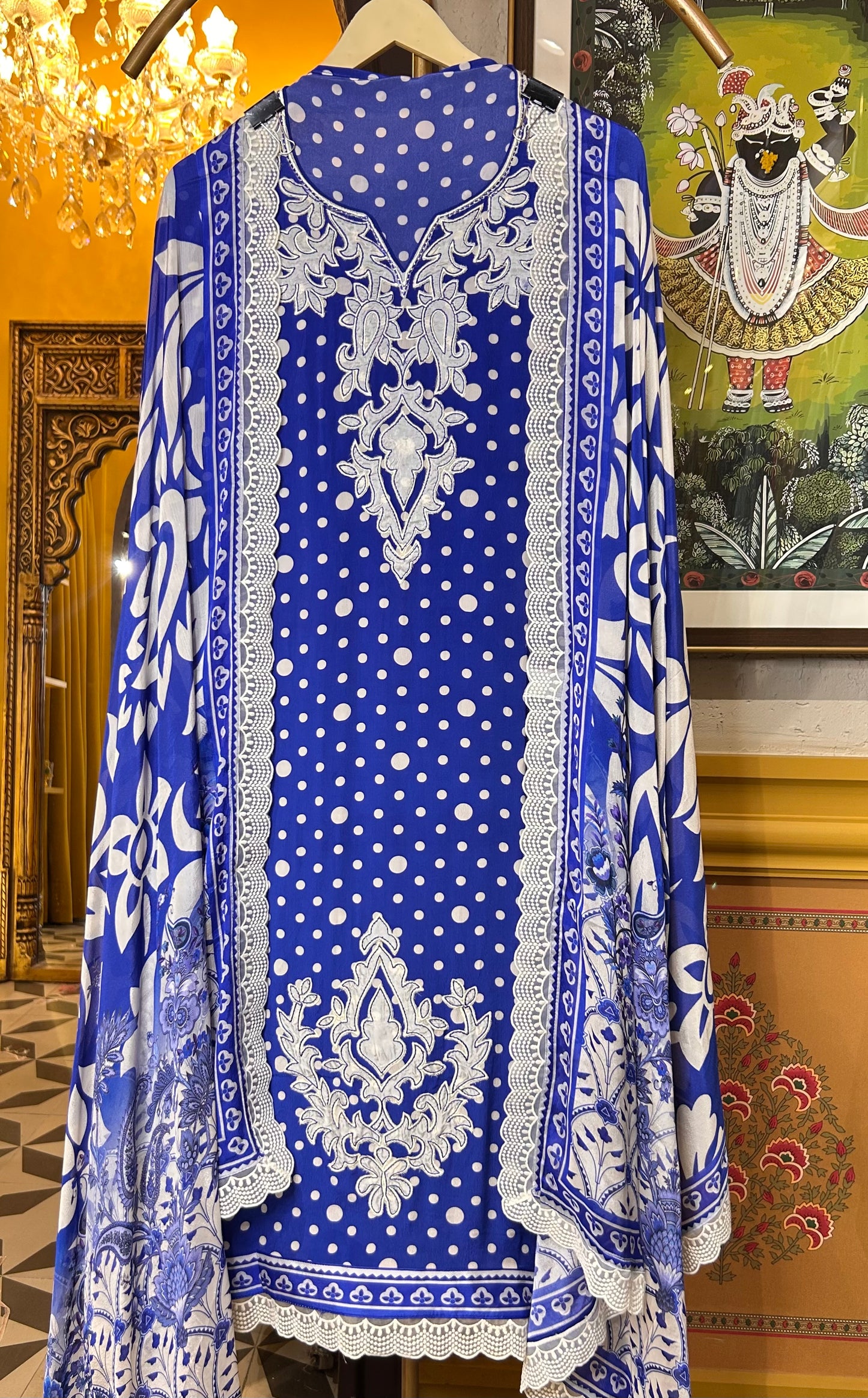 Chandbali Crêpe Suit