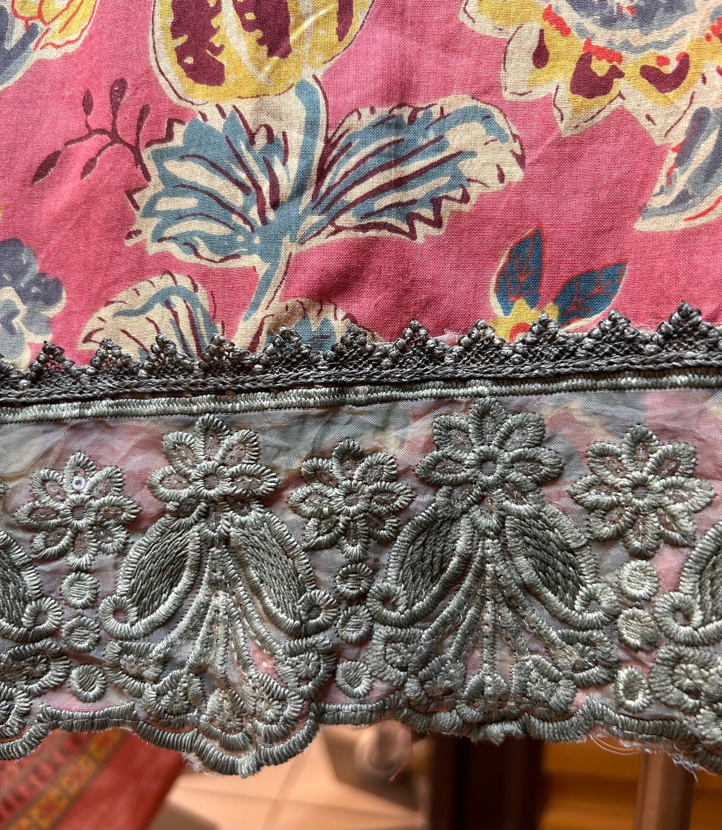 Rimjhim Cotton Suit (Pink)