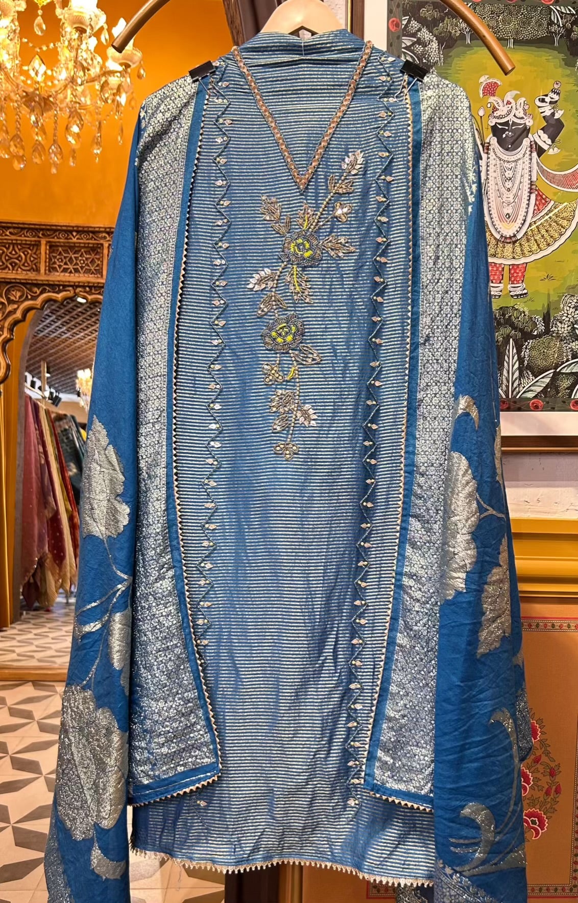 Aayeen-e-Noor (Blue)