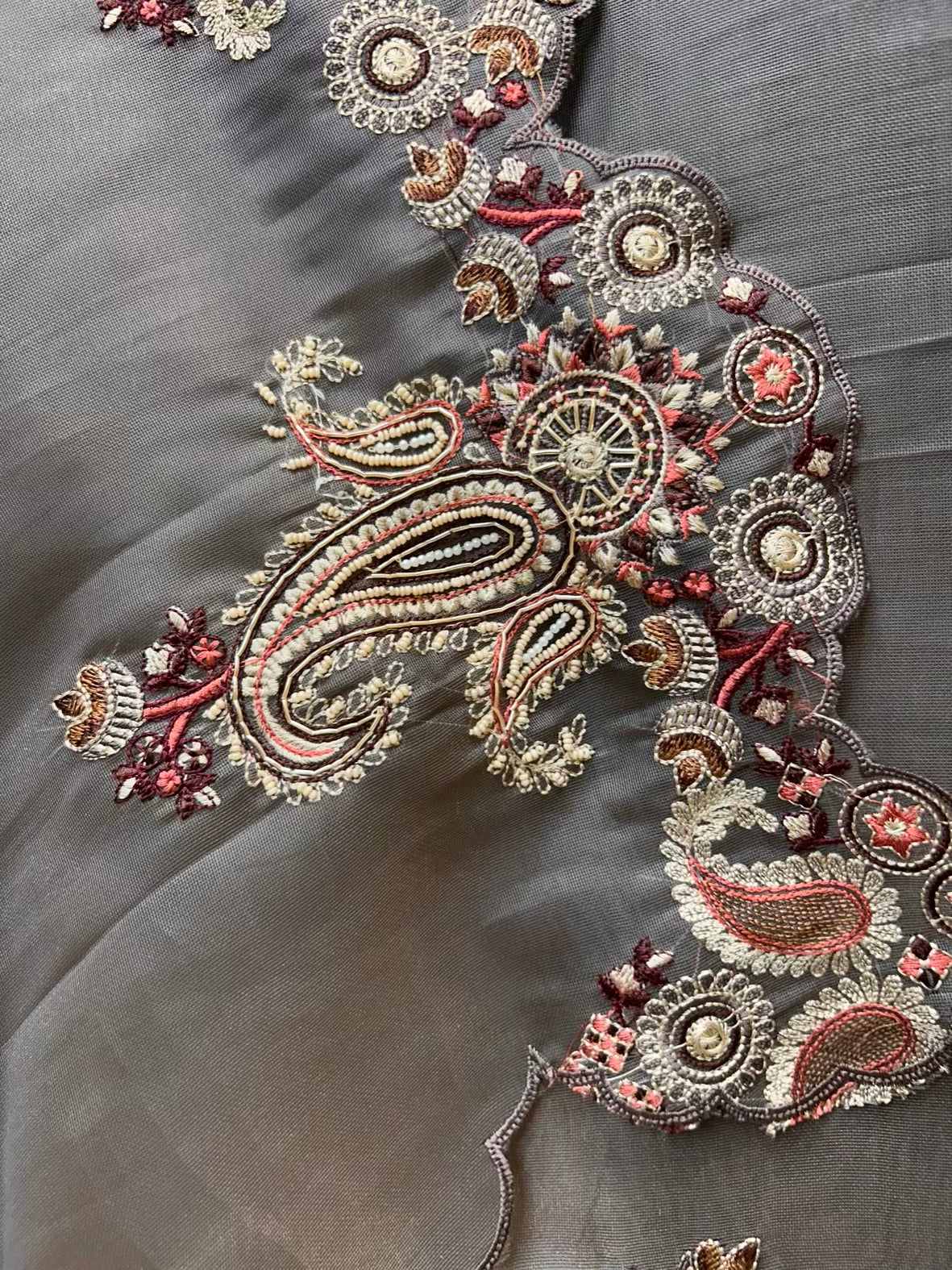 Sarini Motidar Suit (Brown)