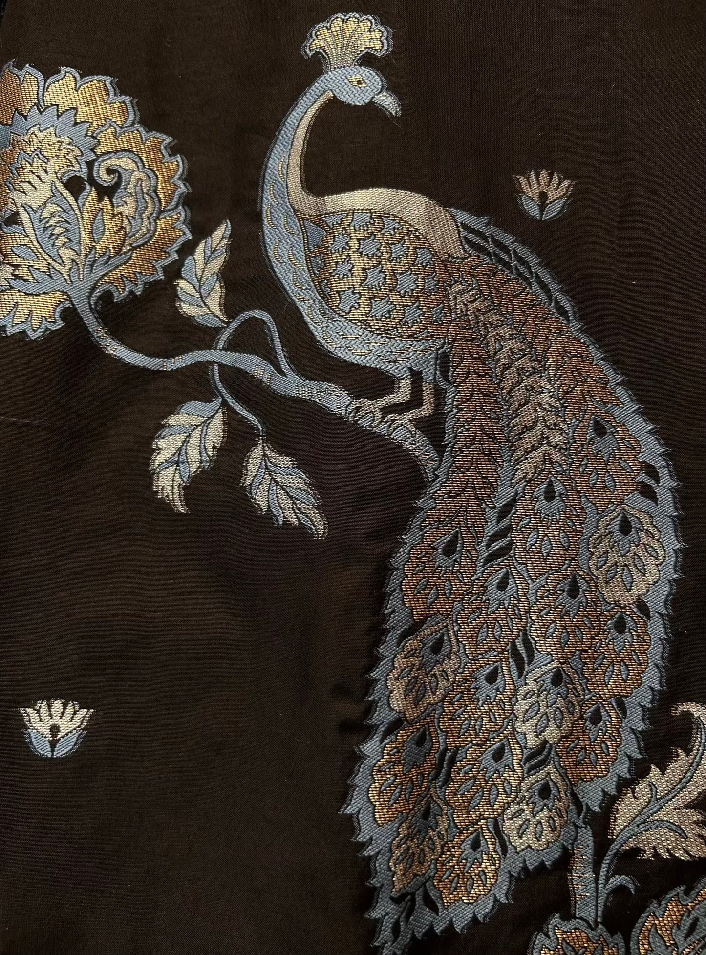 Riwaayat-e-Silk (Black)