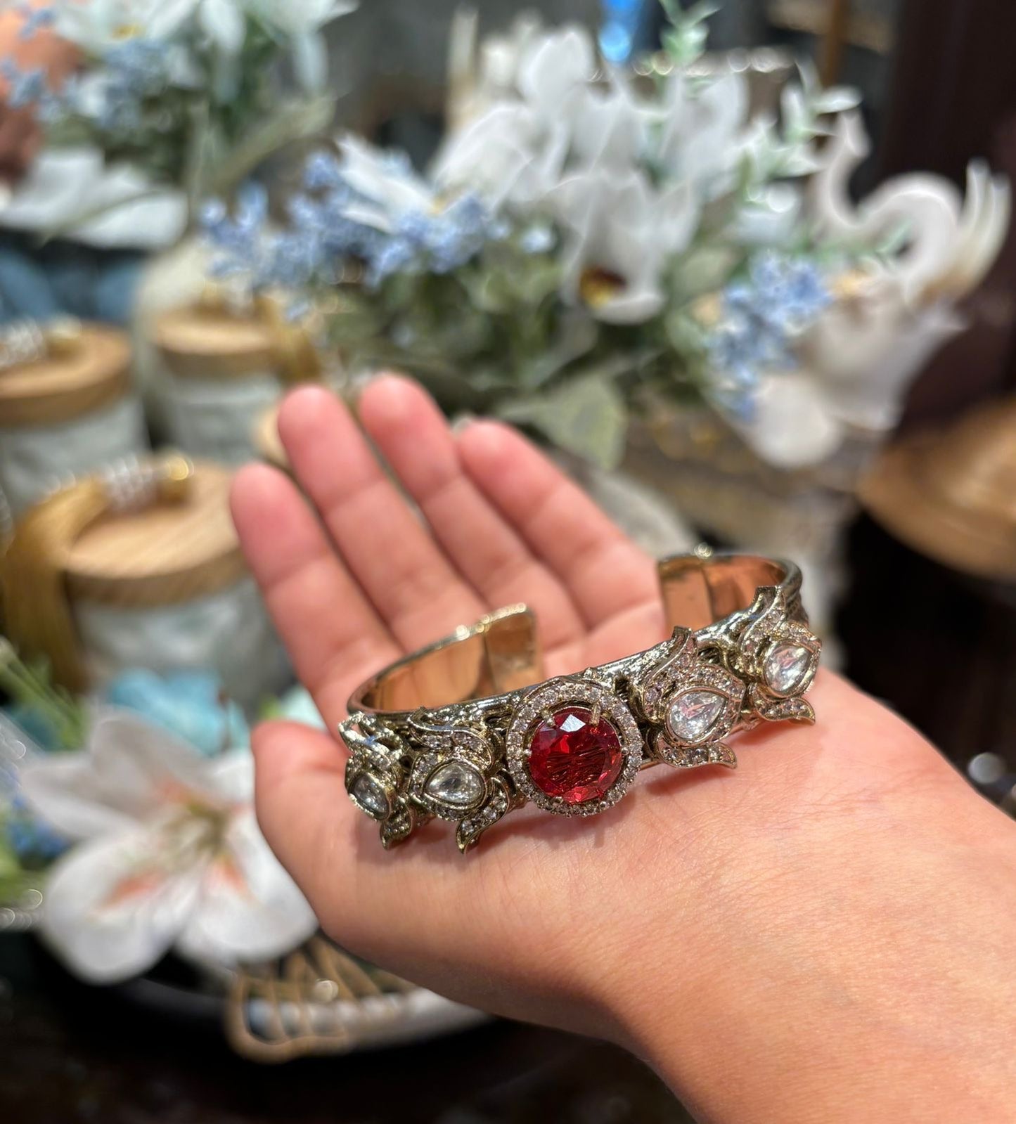 Zarreené-Noor Bracelet (Red)