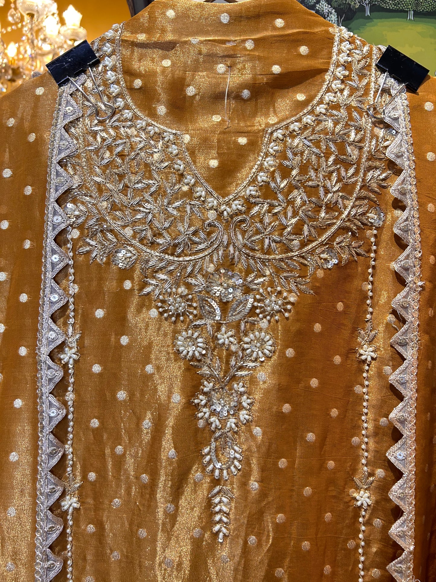 Zevar-e-Noor (Mustard)
