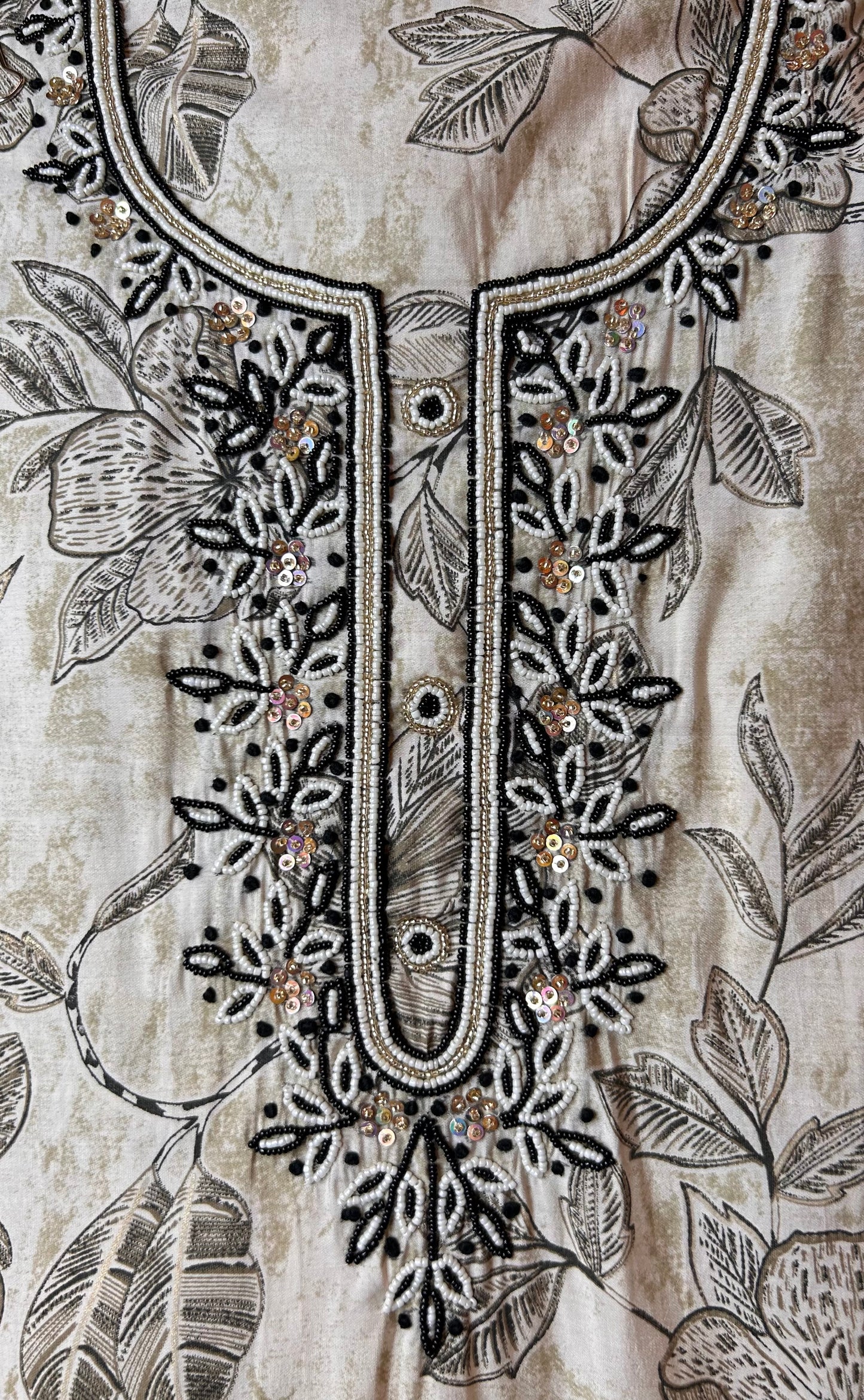 Inaya Muslin Suit