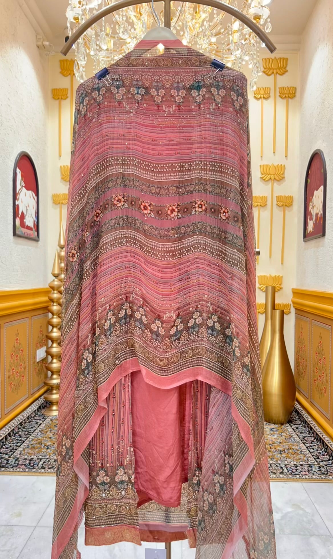 Zehna Printed Crepe Suit (Peach)