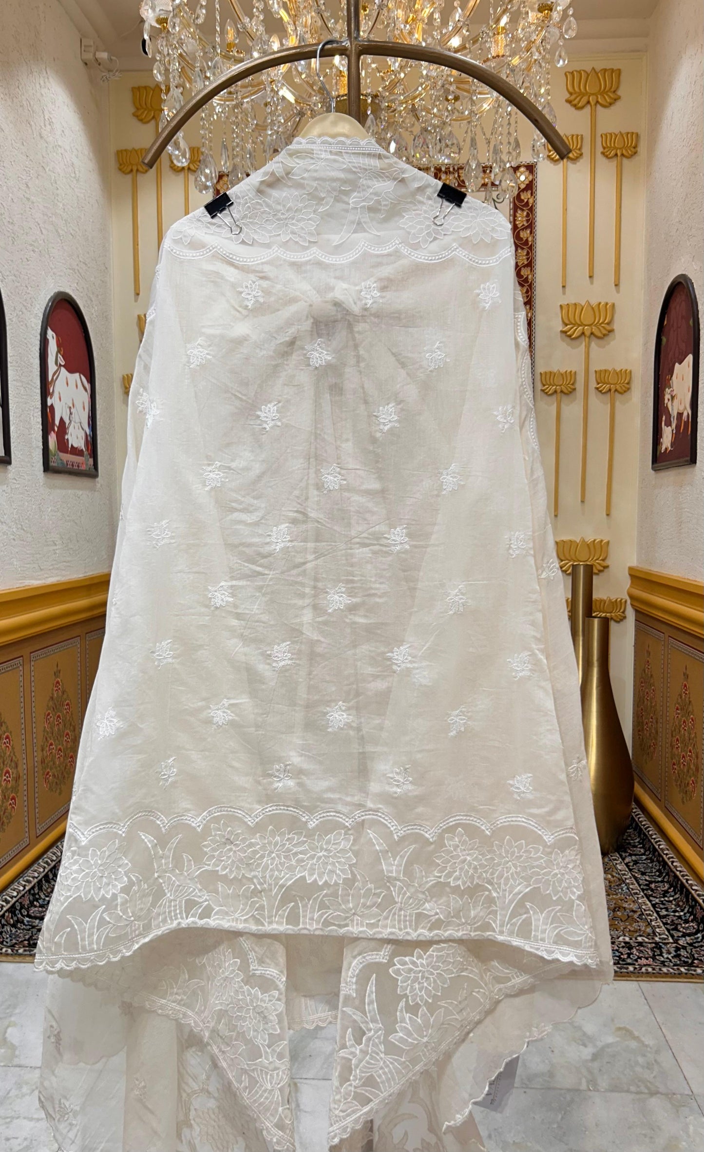 Elira Appliqué Loom Suit (Ivory 1)