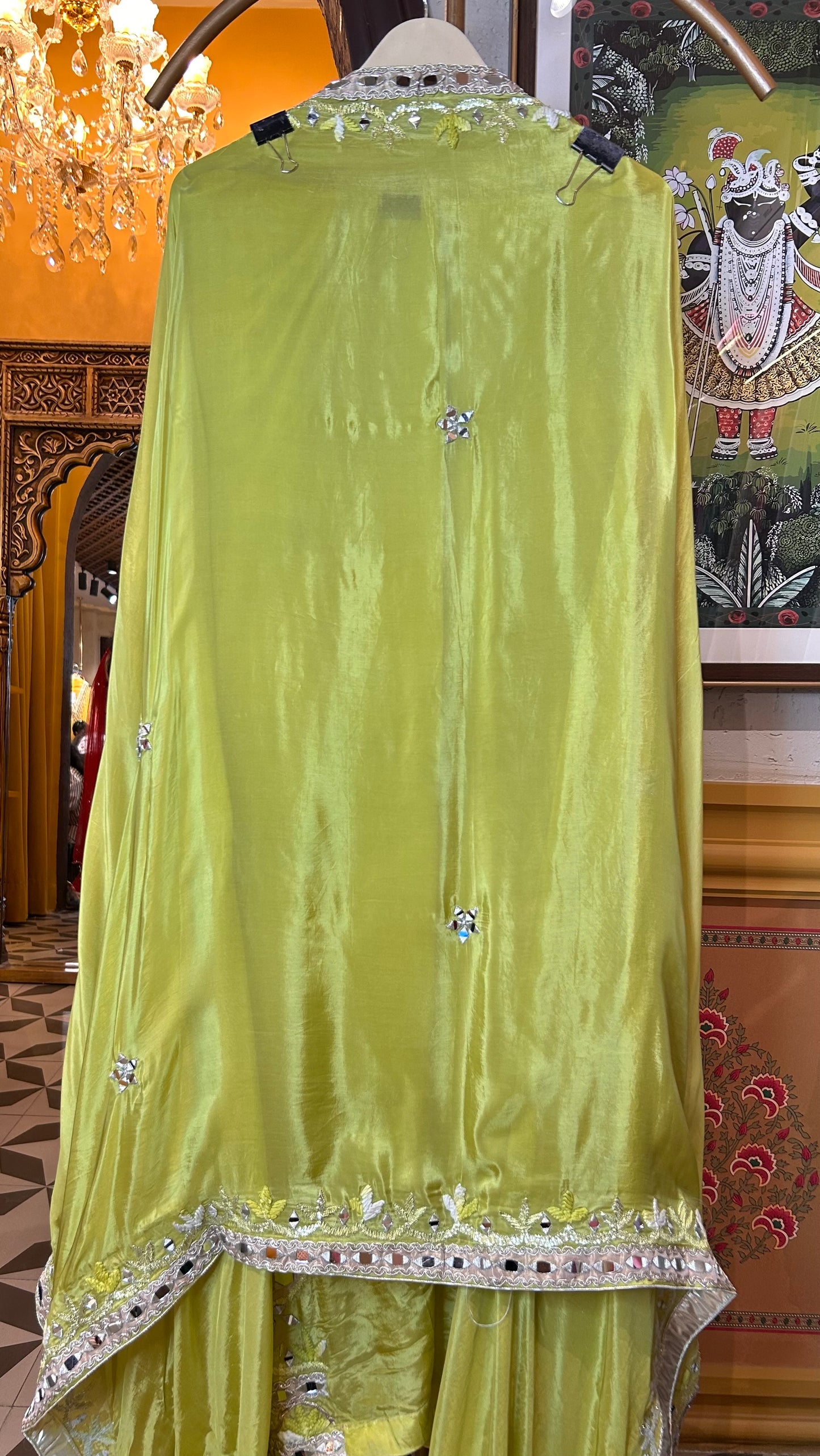 Aaina-e-Noor (Lemon Green)
