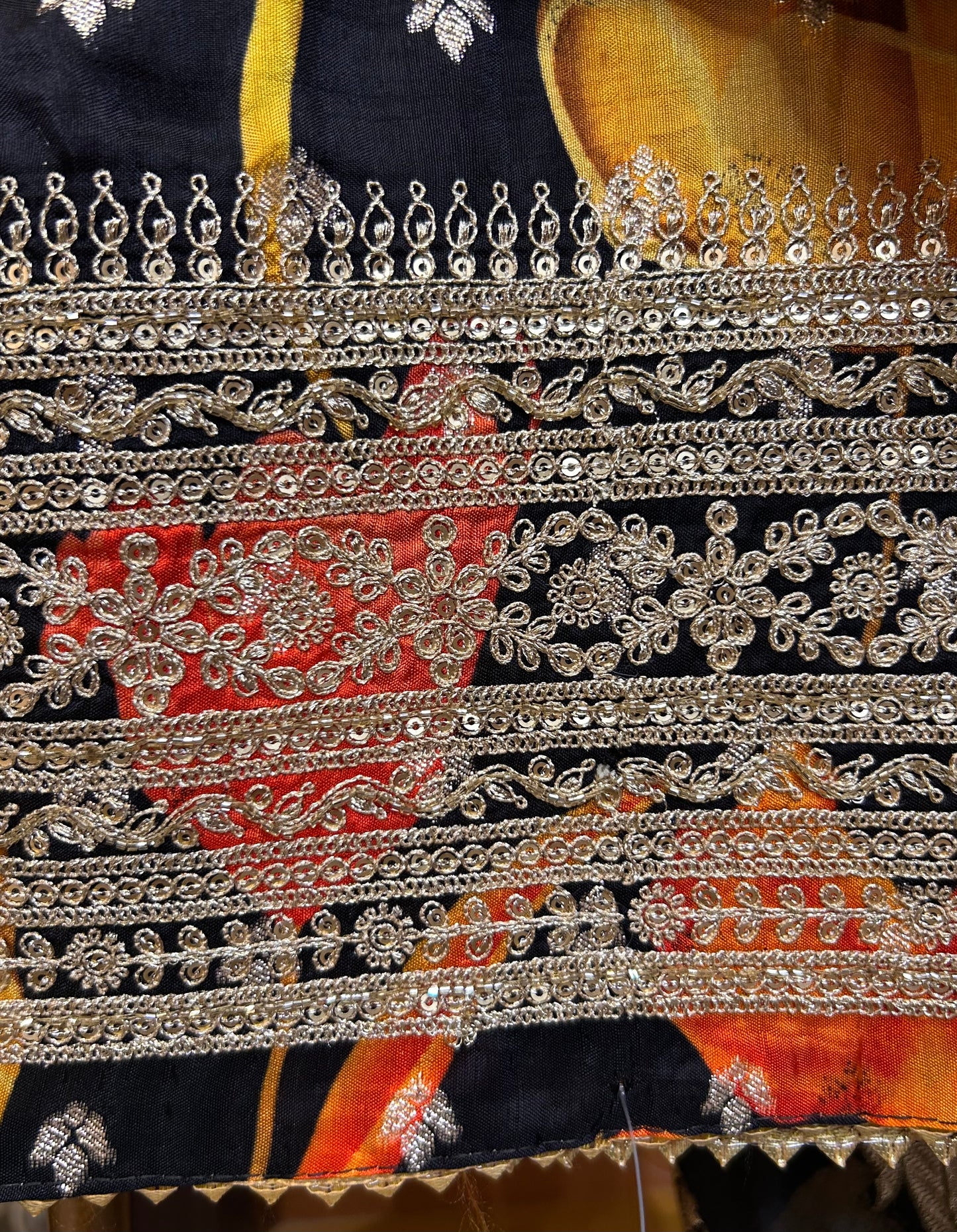 Siyaar Banarasi Suit (Black)