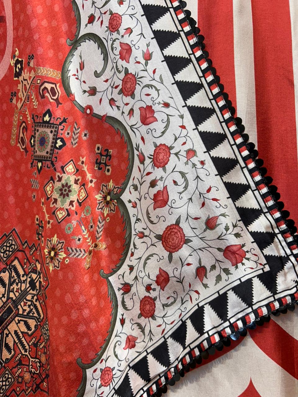 Mehira Silk Grace Suit (Red)