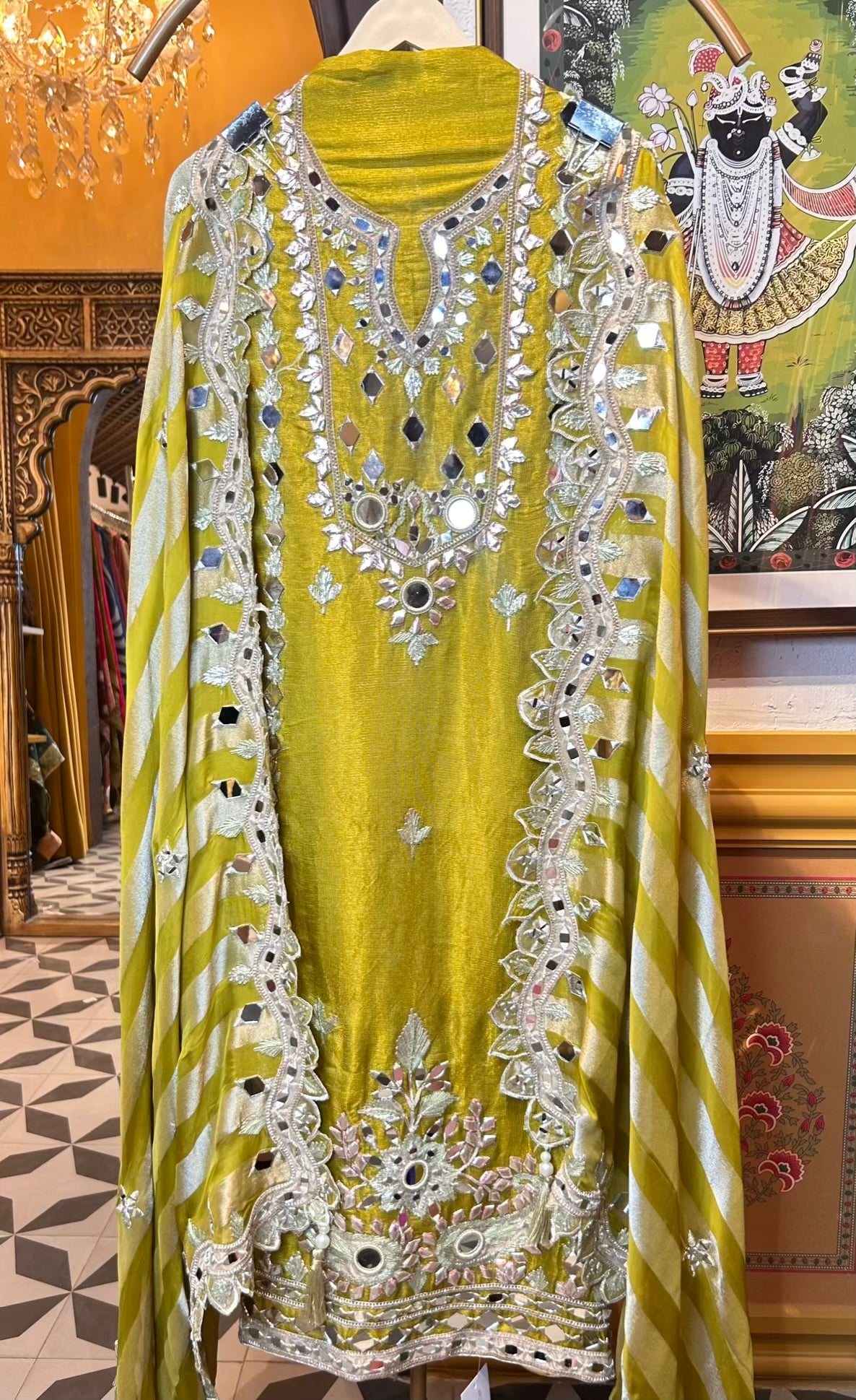 Roshanaé-Noor Organza Suit (Lime Green)