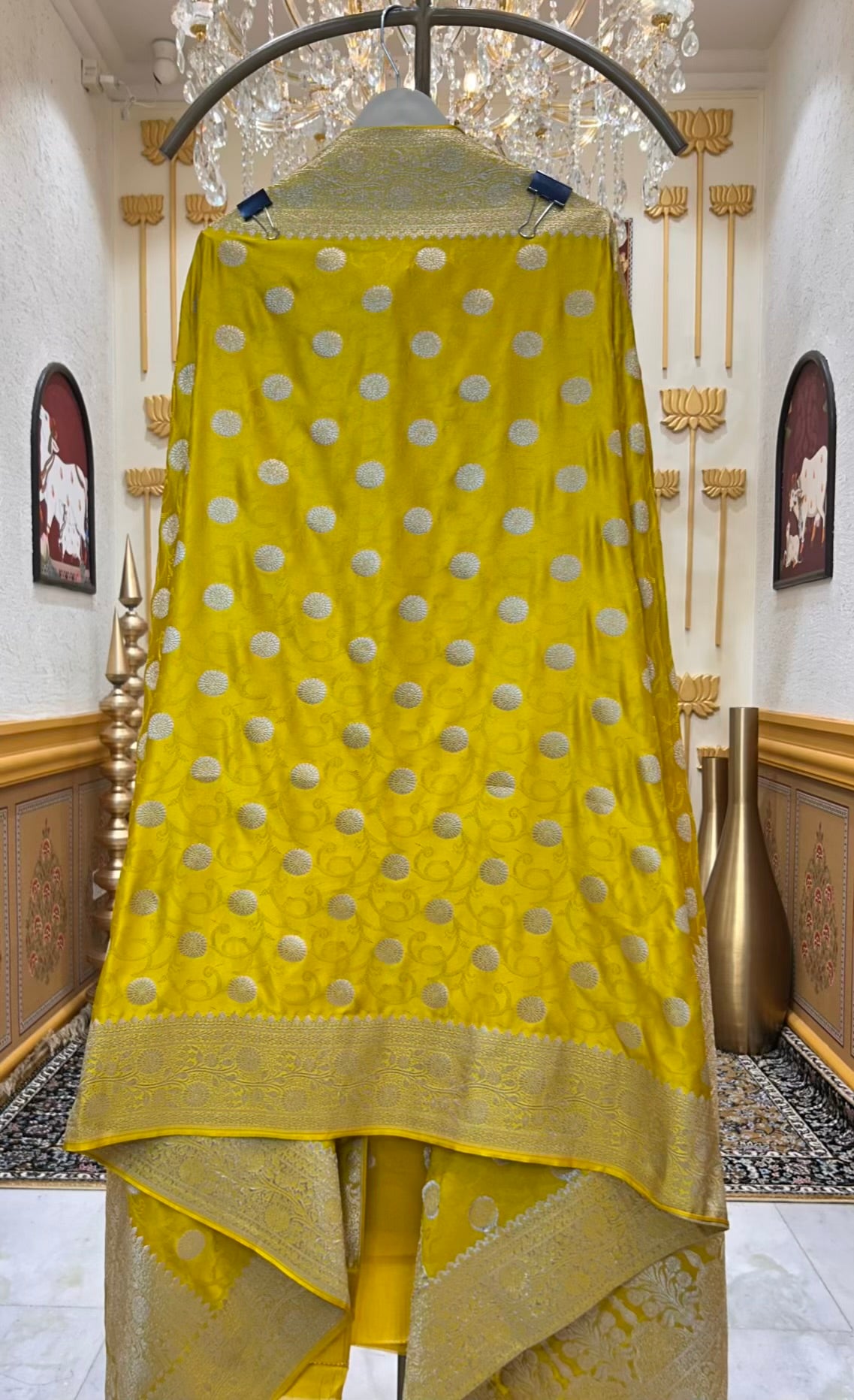 Ruhzini Silk Weave Suit (Yellow)