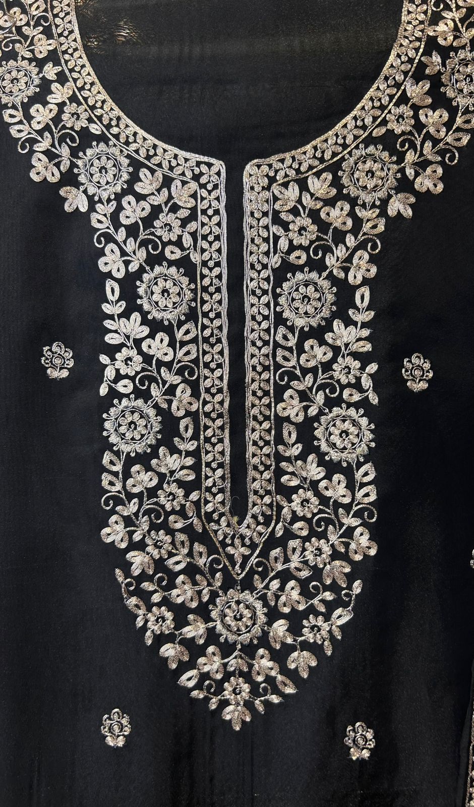 Zuranaya Organza Suit (Black)