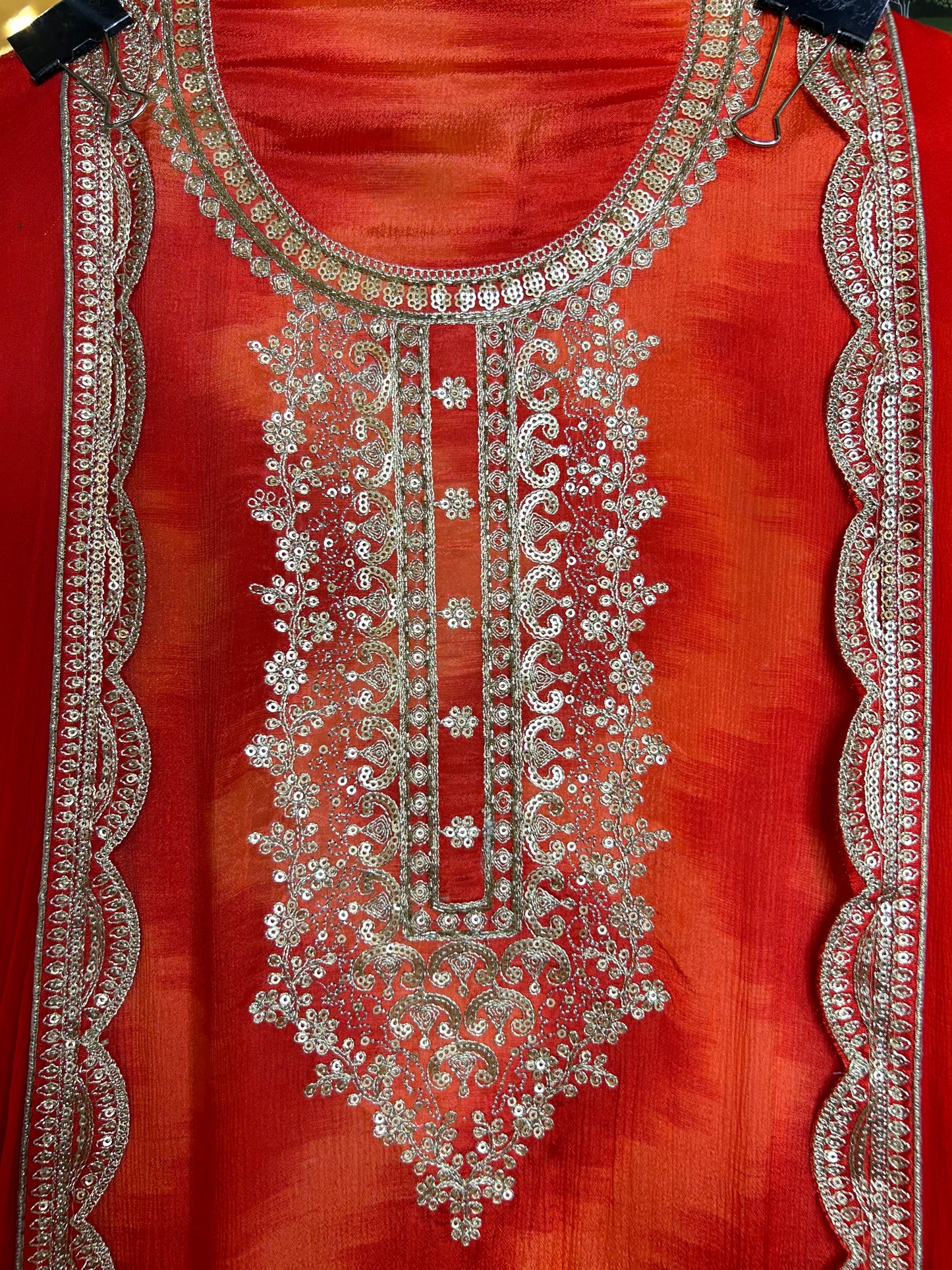 Ruhaniyaa Chinon Suit (Red)