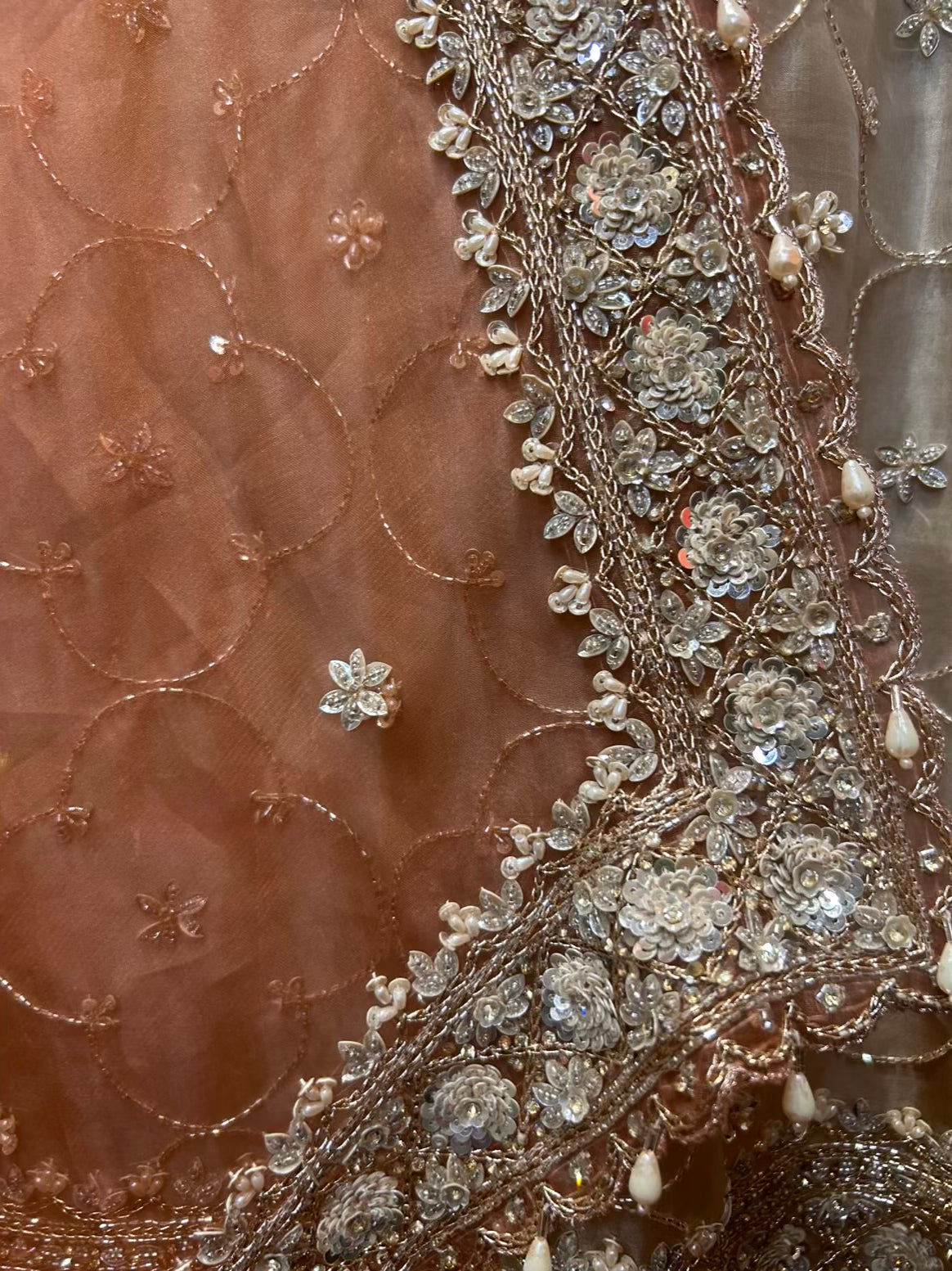 Mehré-Shaam Suit