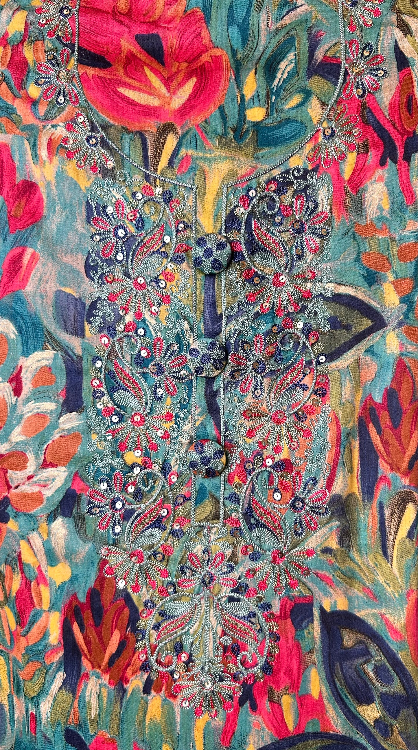 Iraa – Soft Bloom Suit