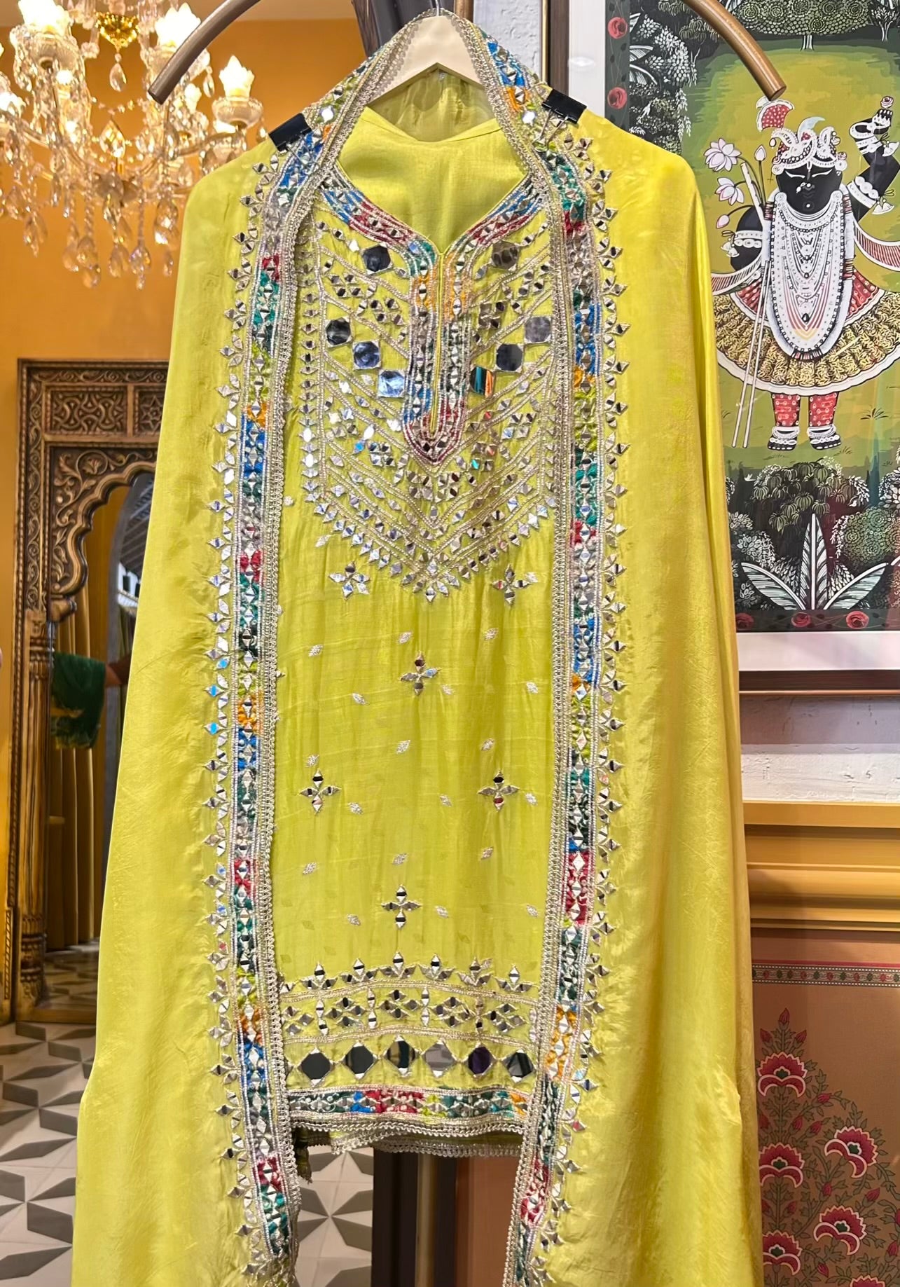 Chamak-e-Rang (Lemon Green)